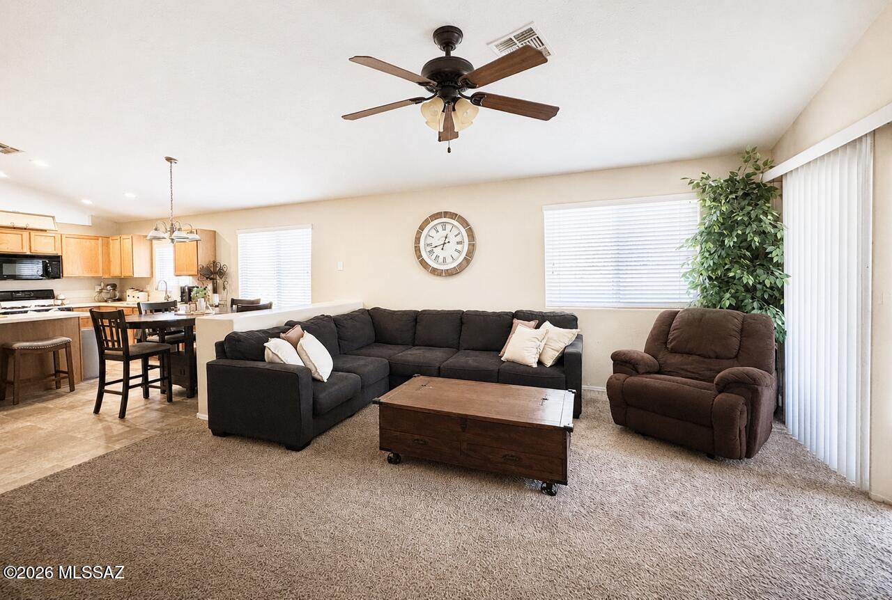 5514 W Carriage Drive