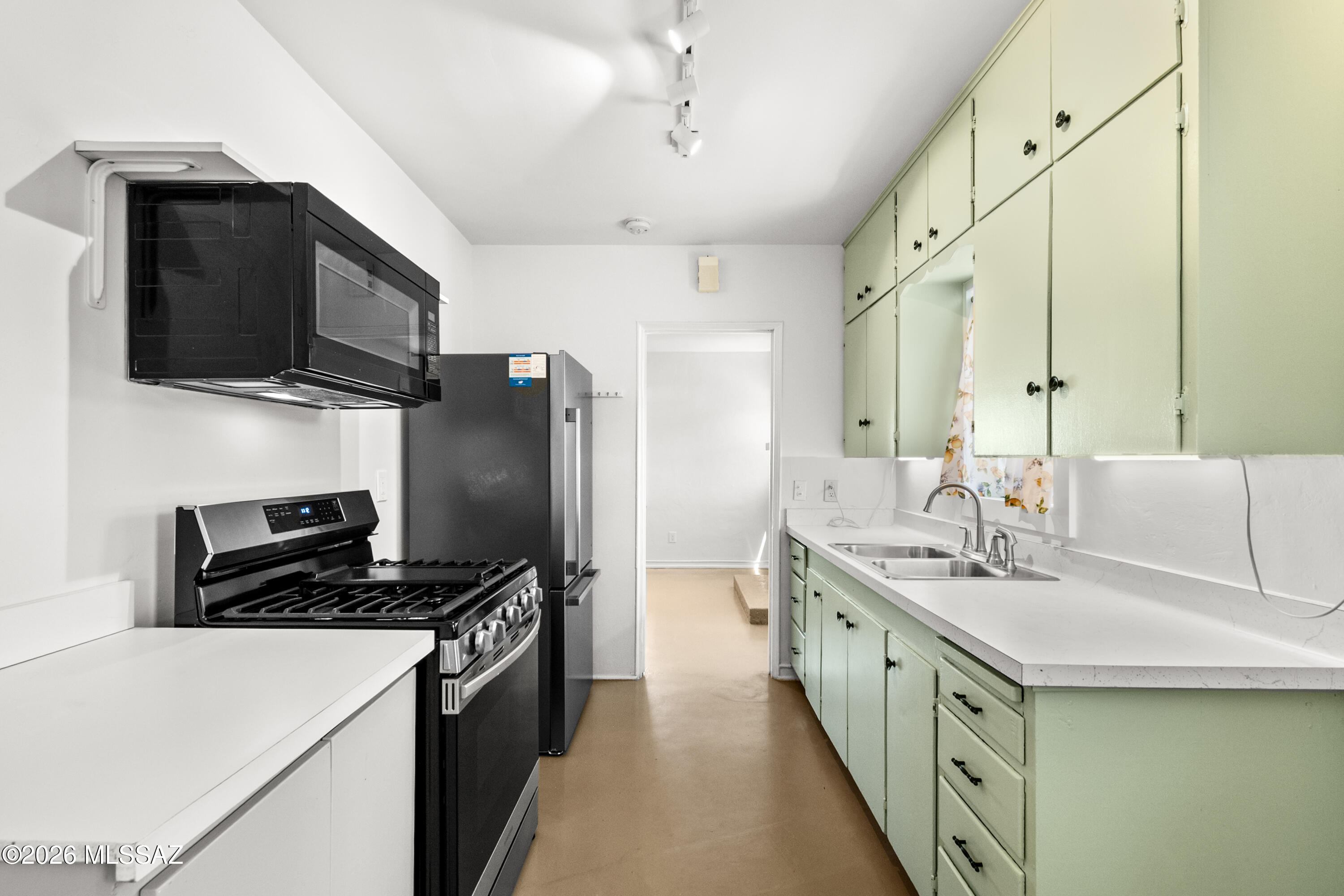 Jefferson Park - Residential