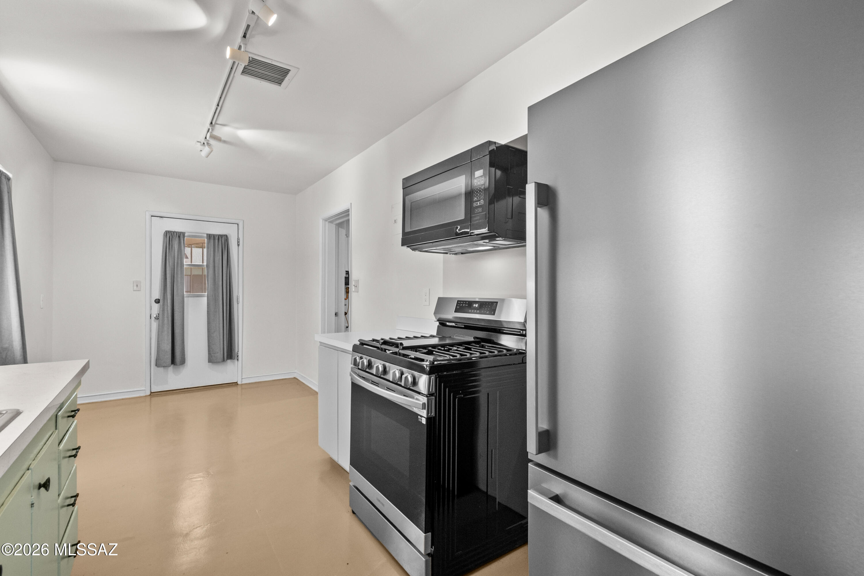 Jefferson Park - Residential