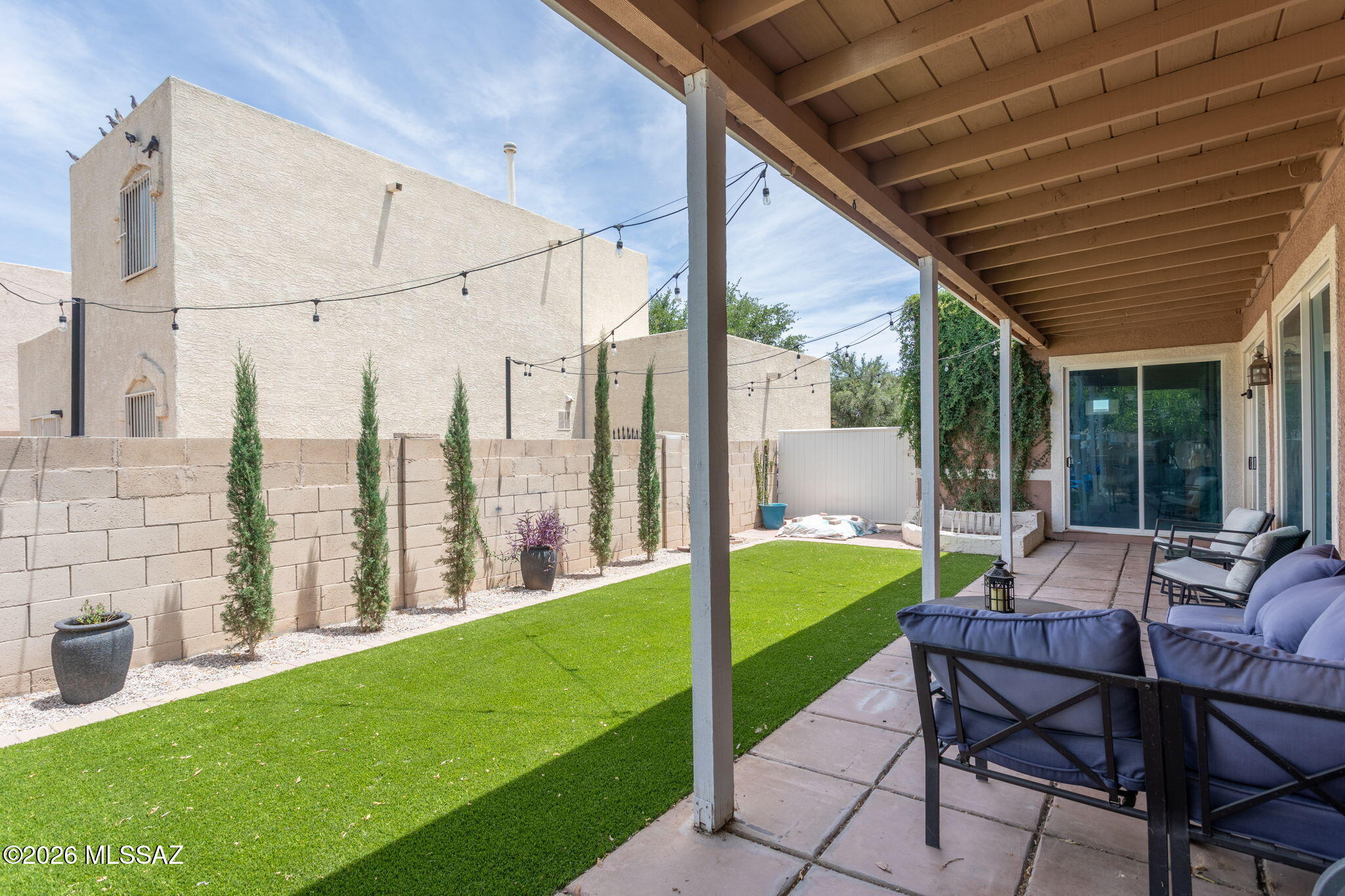 Las Montanas (1-56) - Residential