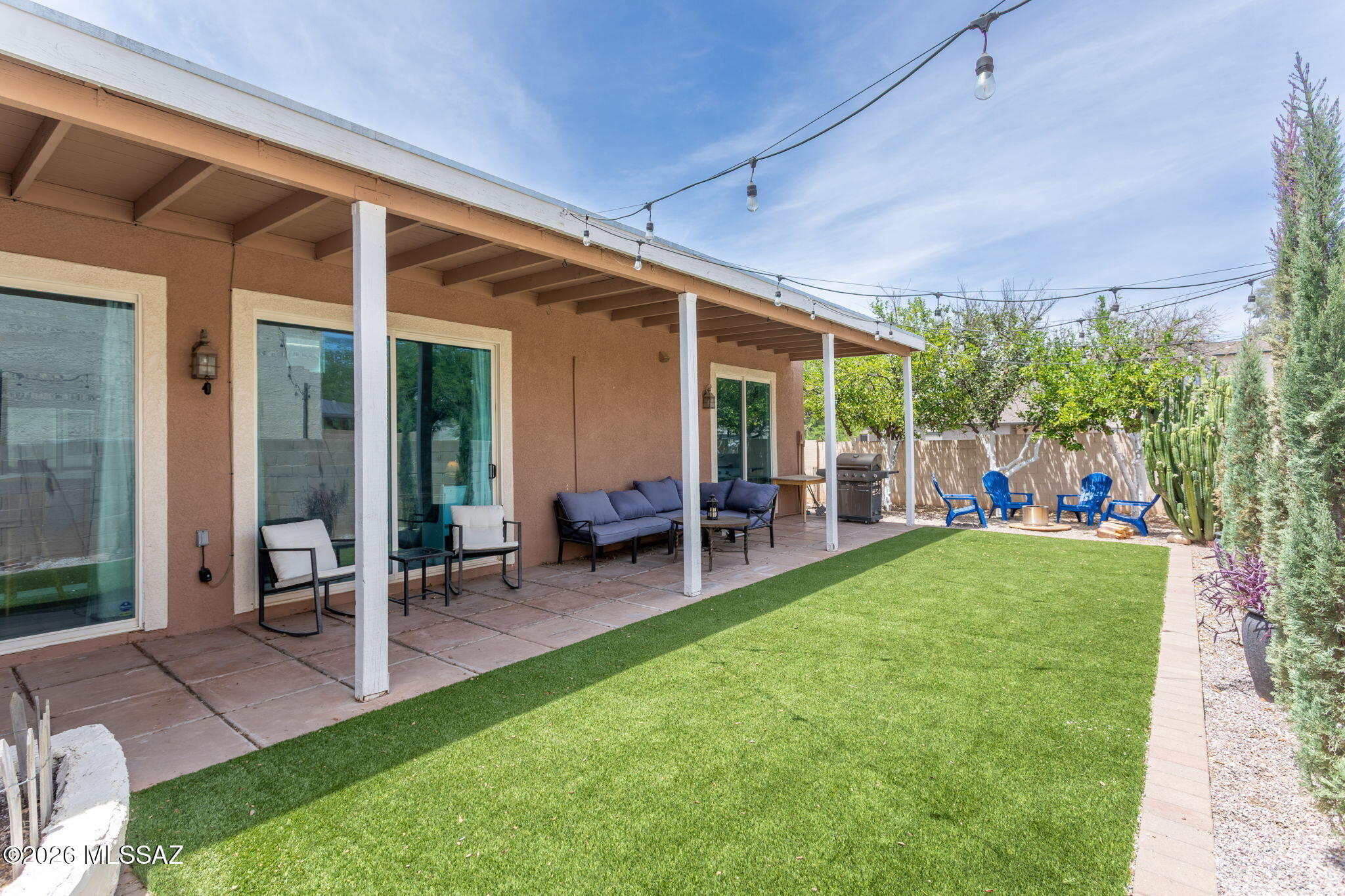 Las Montanas (1-56) - Residential