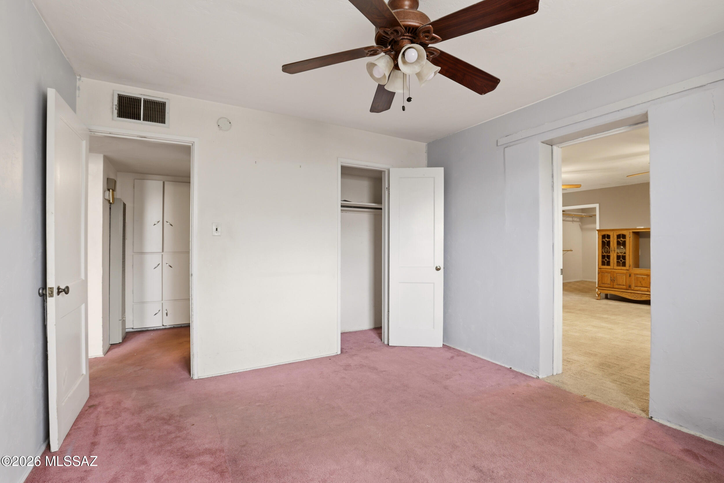 Mission Manor NO. 5 - Residential