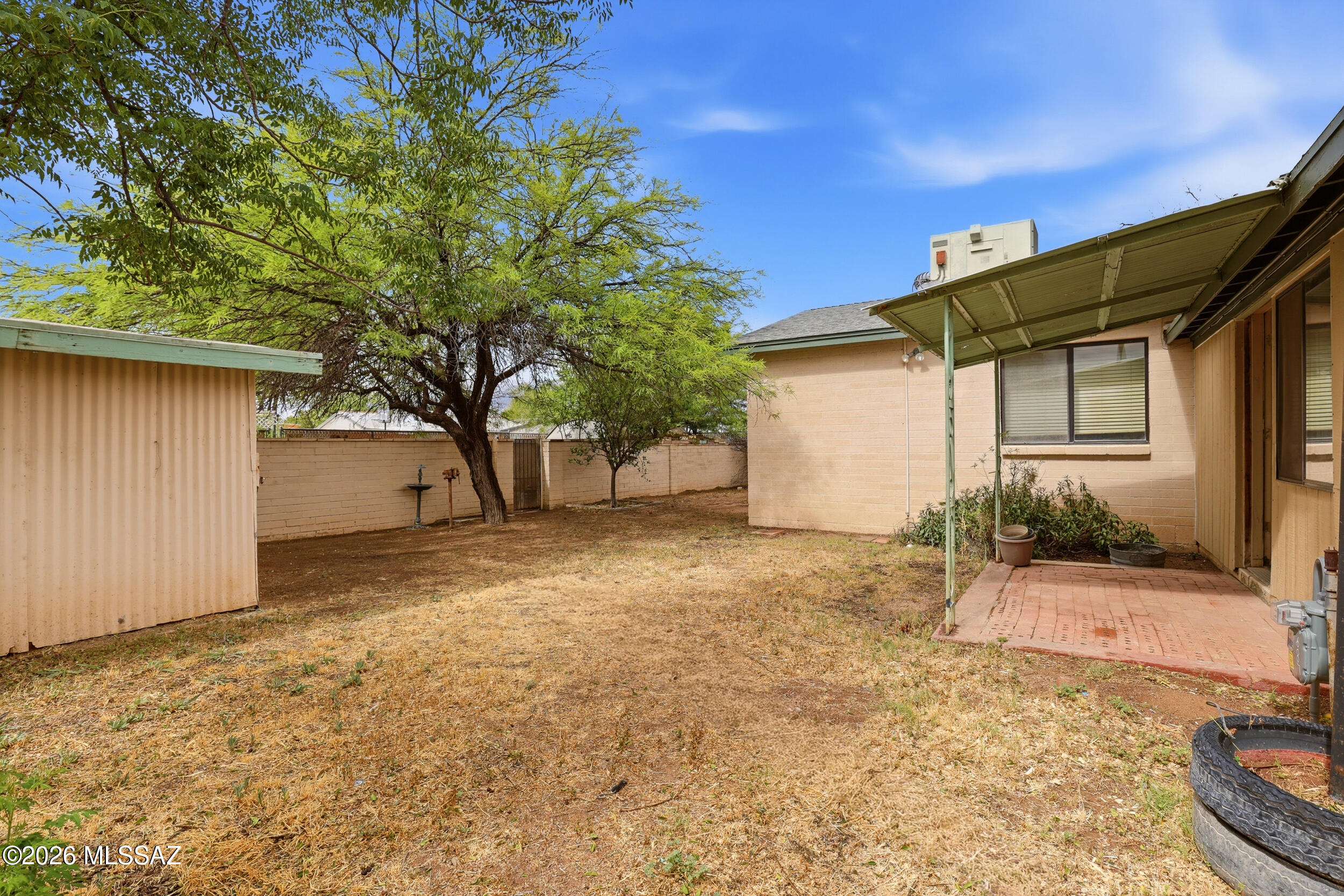 Mission Manor NO. 5 - Residential
