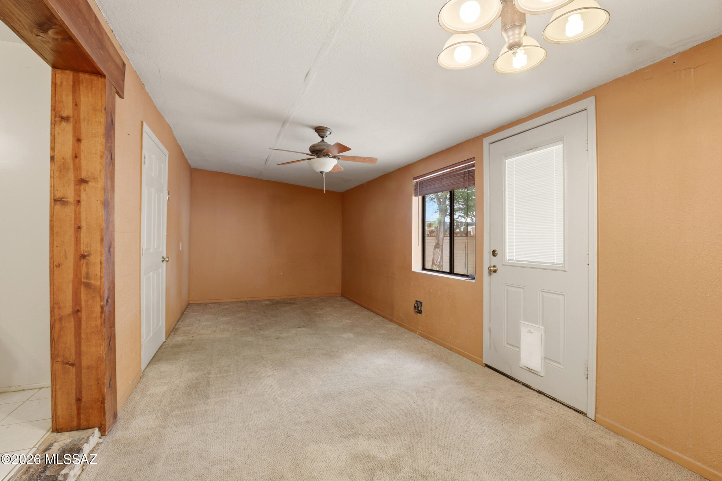 Mission Manor NO. 5 - Residential