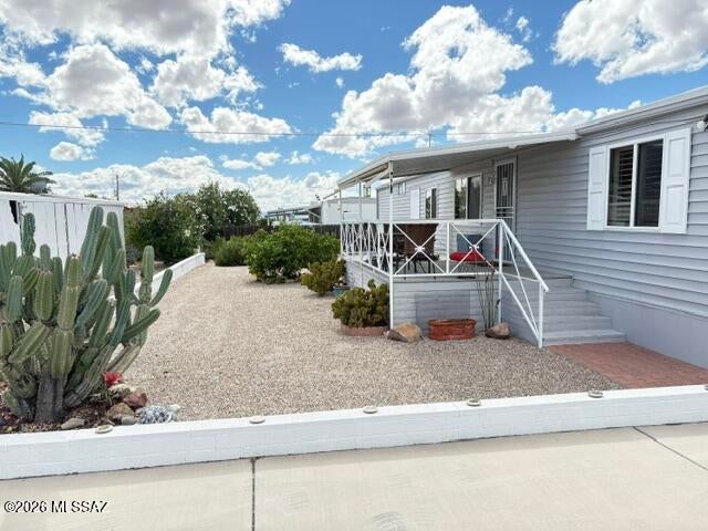 5831 W Flying W Street