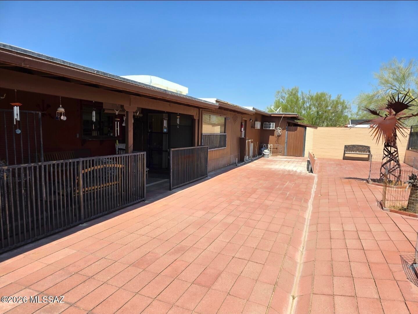 2800 W Giaconda Place