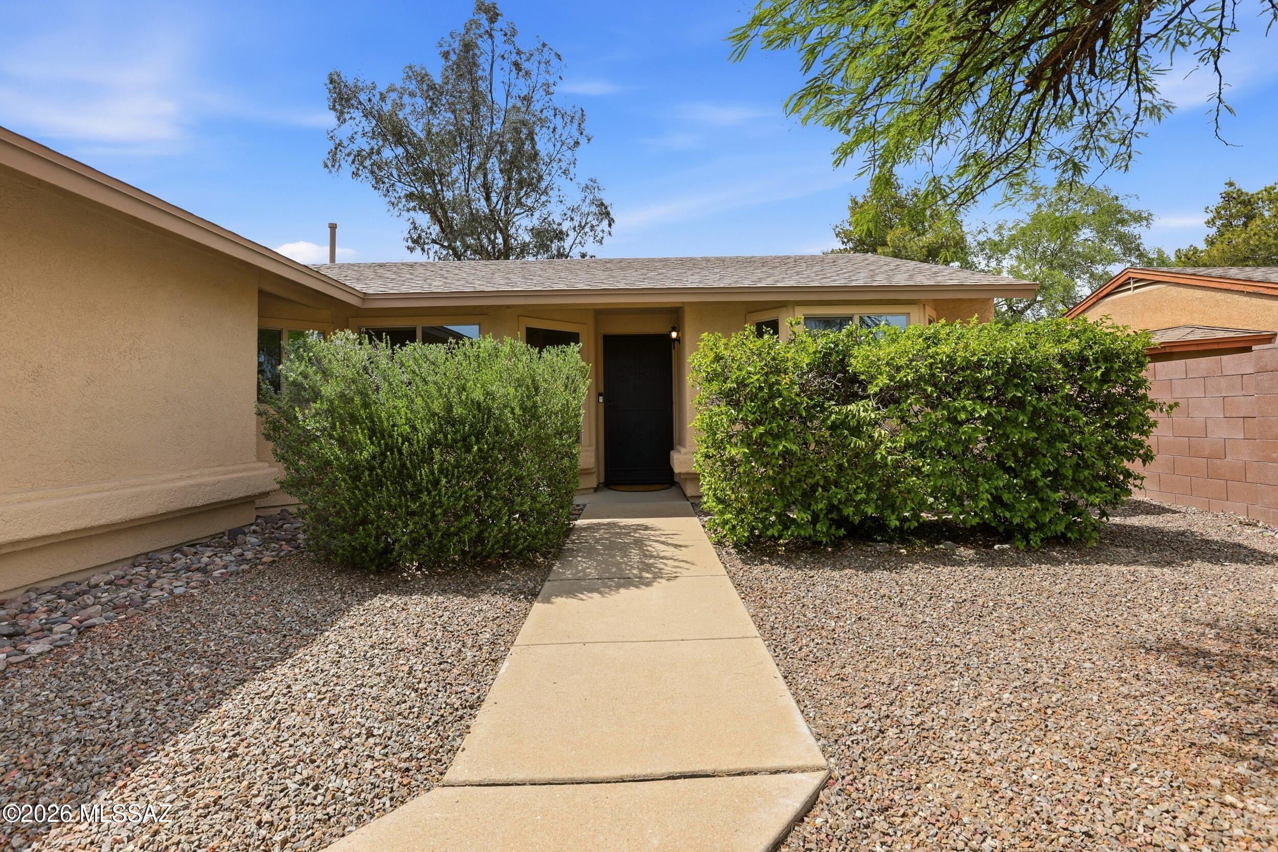 690 S Chimney Canyon Drive