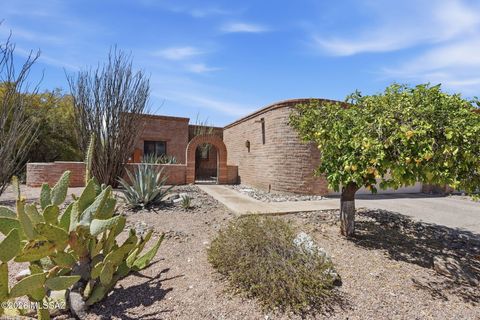 Photo of 5790 E Chiricahua Trail, Tucson, AZ 85750 (MLS # 22613189)
