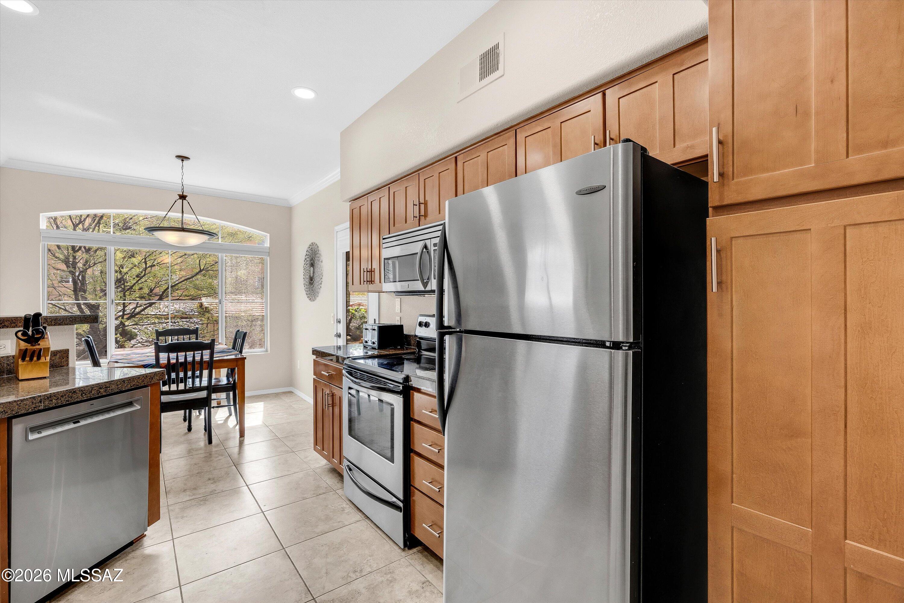 Pinnacle Canyon Condominium - Residential