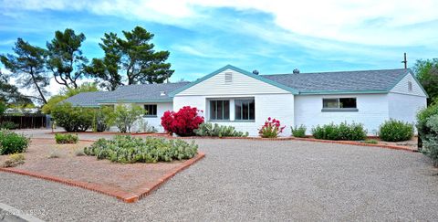 Photo of 2103 E Waverly Street, Tucson, AZ 85719 (MLS # 22608828)