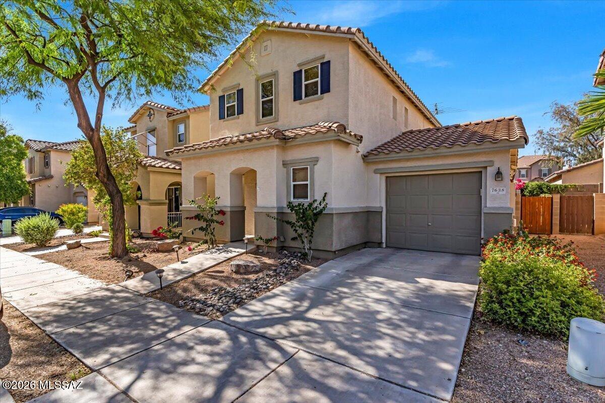 Pantano Overlook - Residential