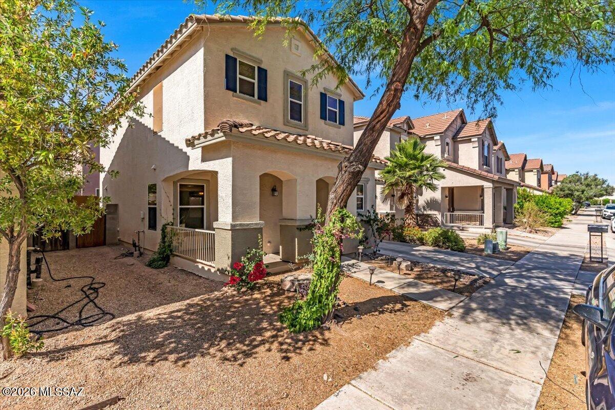 Pantano Overlook - Residential