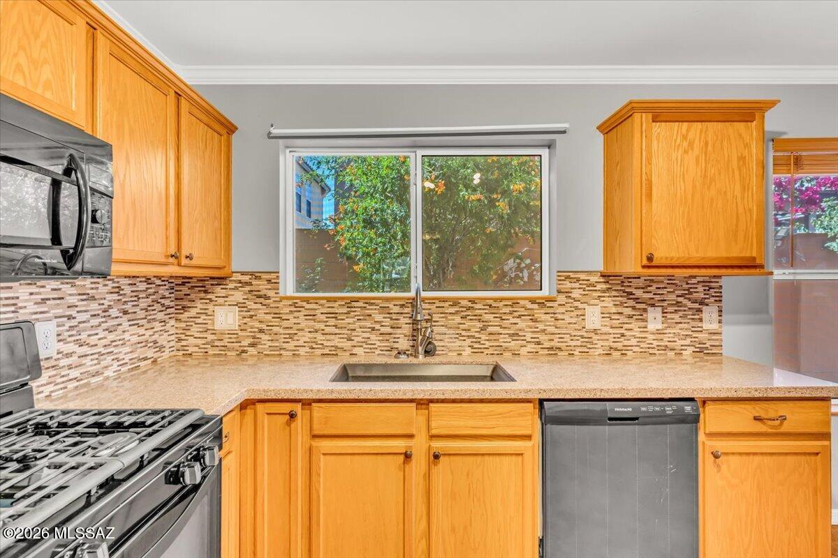 Pantano Overlook - Residential