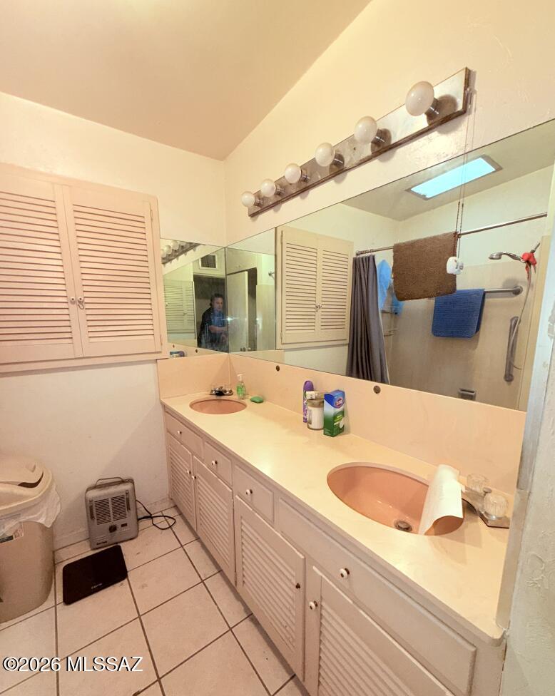 La Madera Addition - Residential