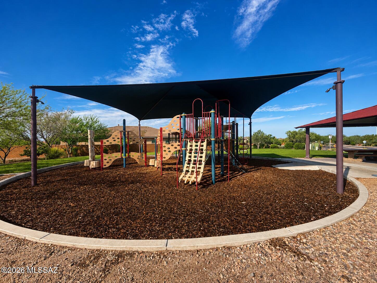 935 W Zebra Tail Court