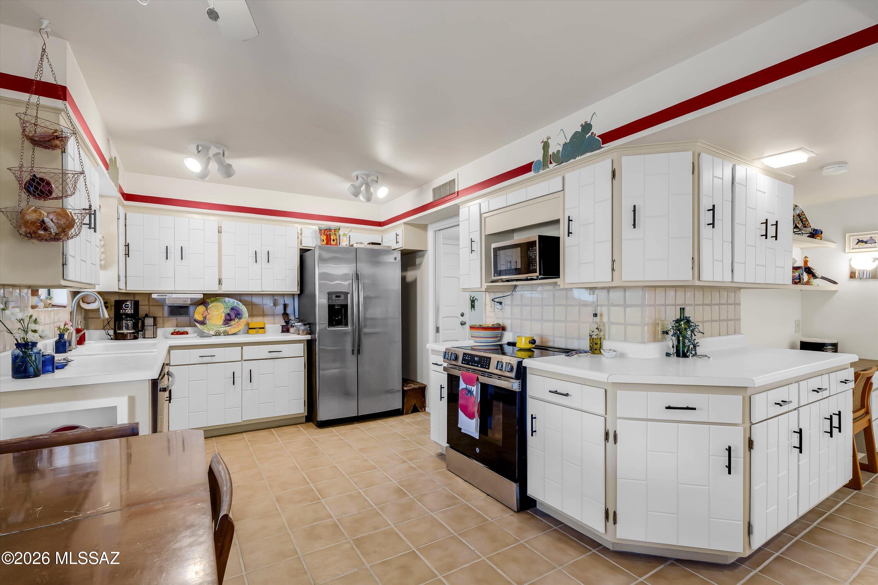 Skyline Bel Air Estates (154-221) - Residential