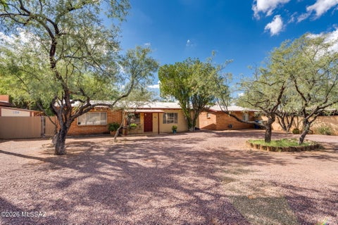 Photo of 1425 N Sycamore Boulevard, Tucson, AZ 85712 (MLS # 22624755)