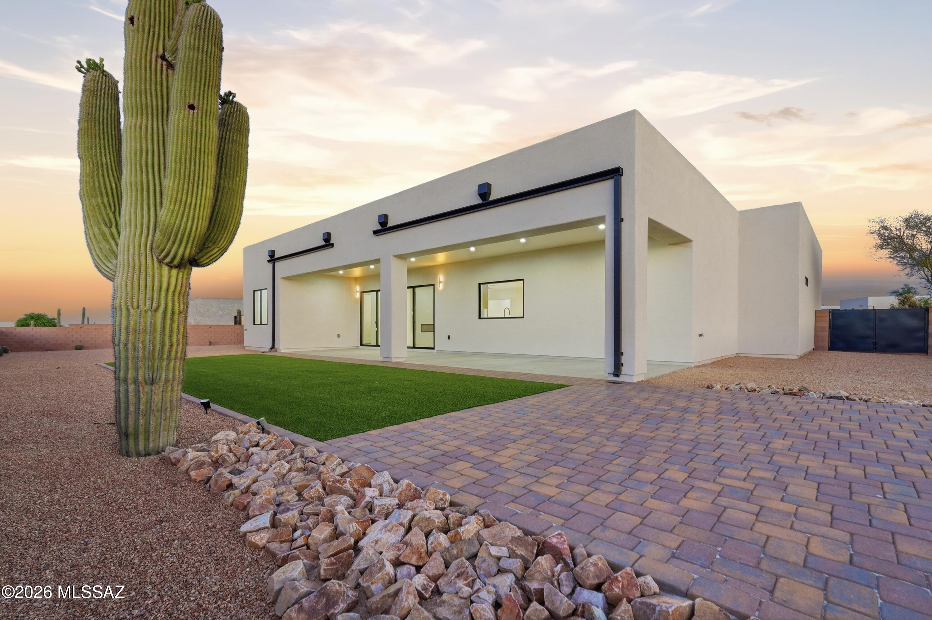 Millers Puesto (1-8) - Residential