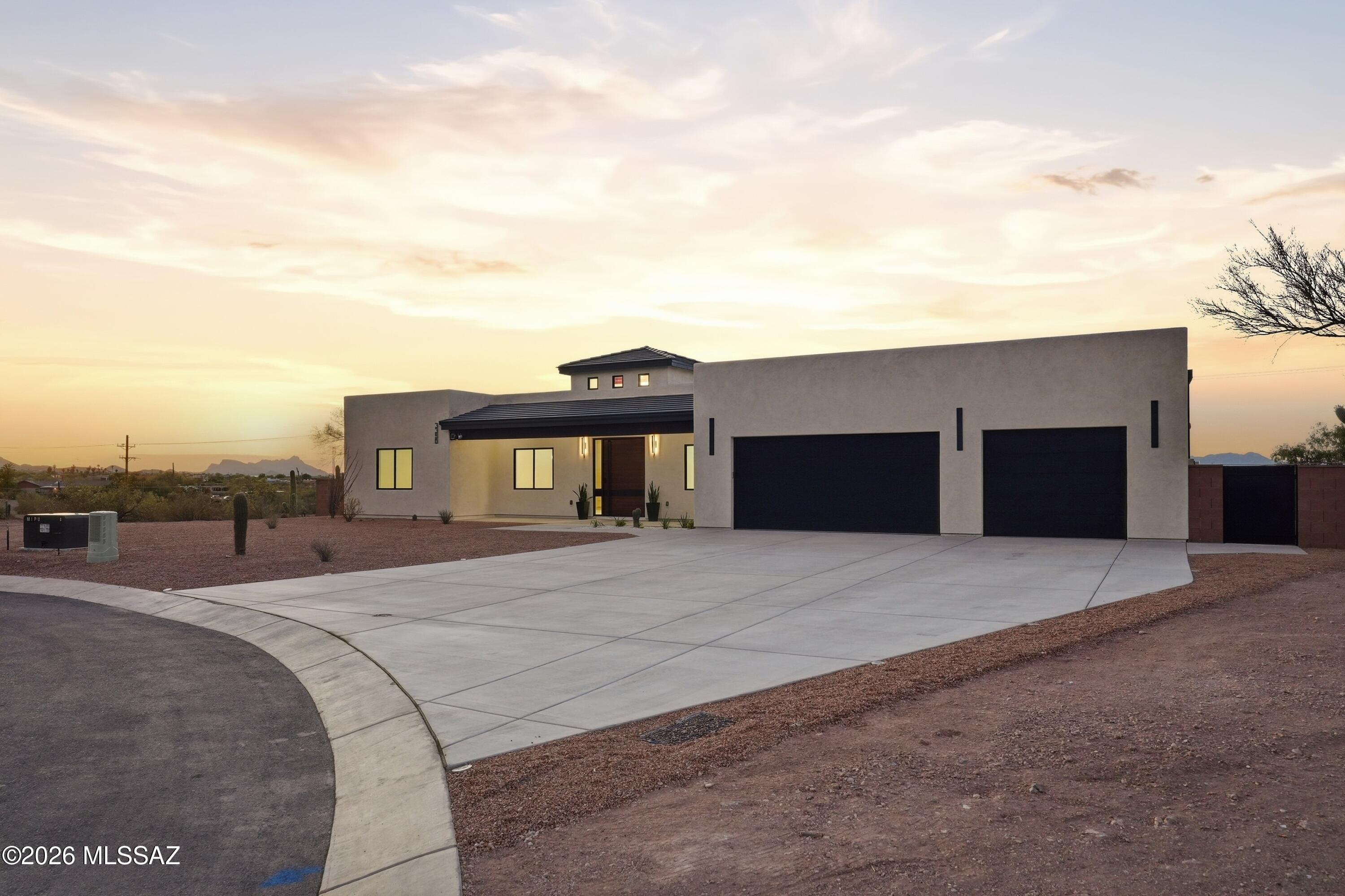 Millers Puesto (1-8) - Residential