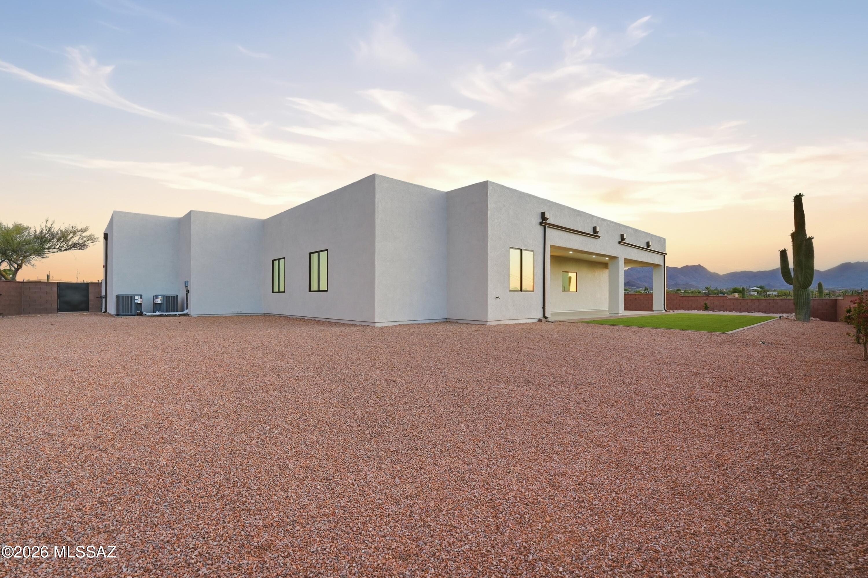 Millers Puesto (1-8) - Residential