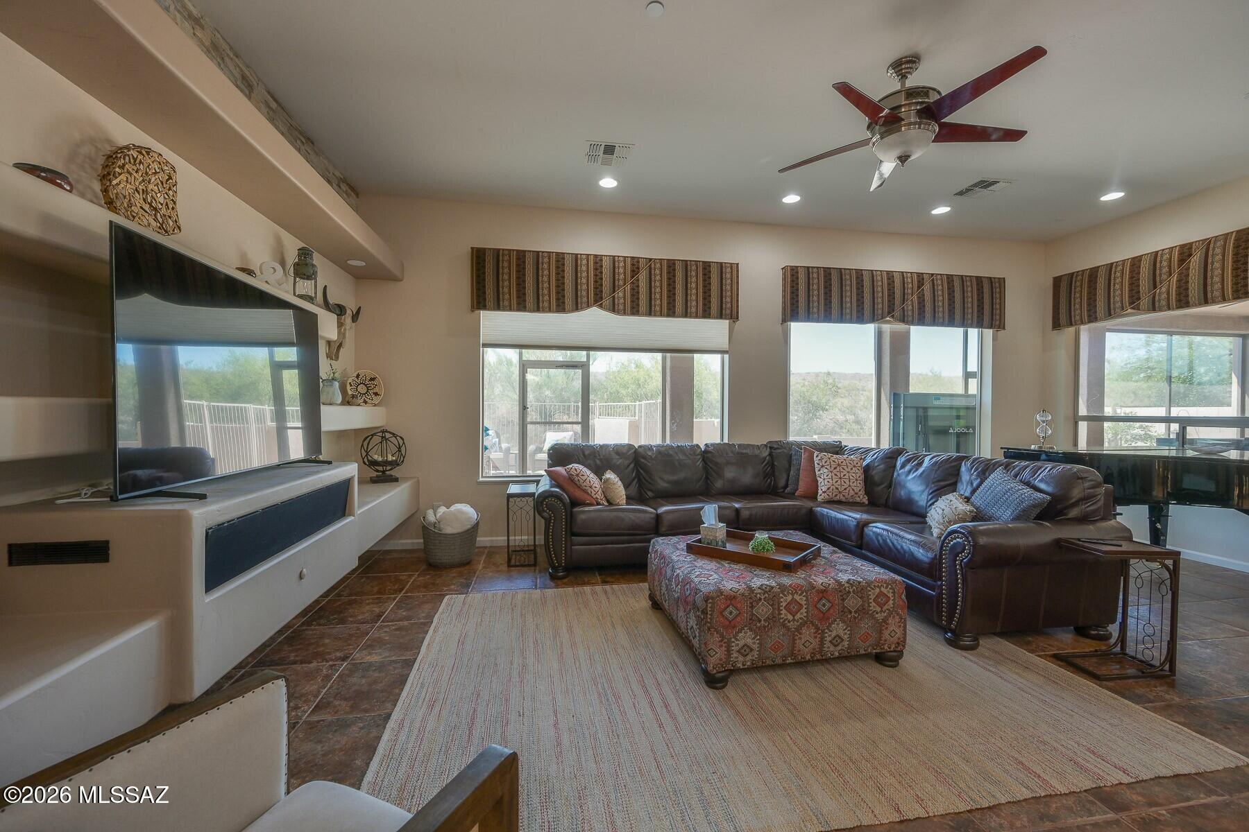 Saddlebrooke - Residential