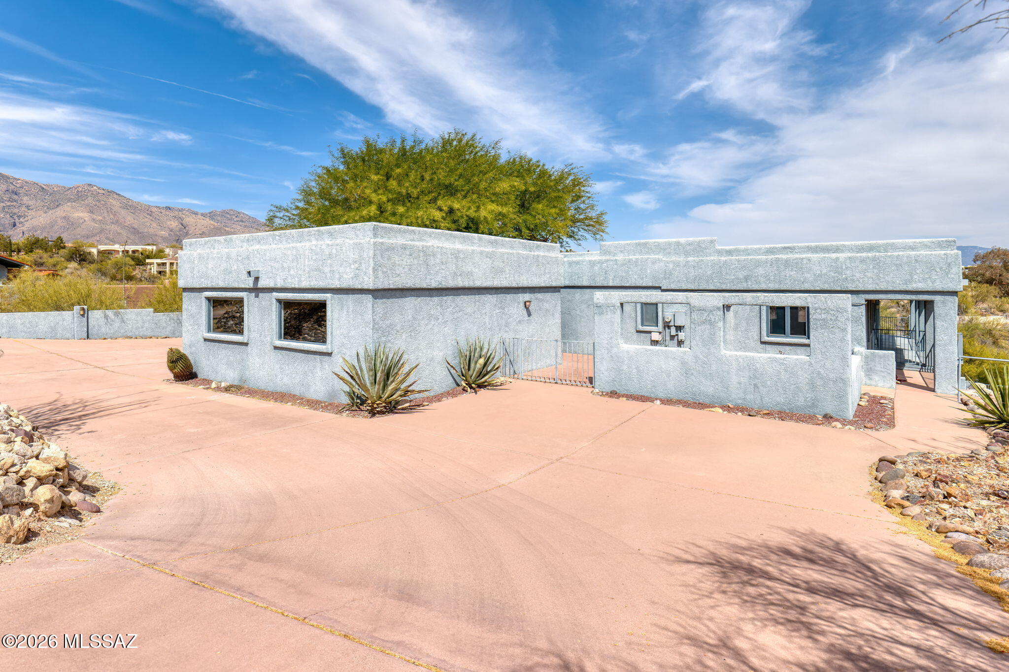 5036 N Calle Bosque