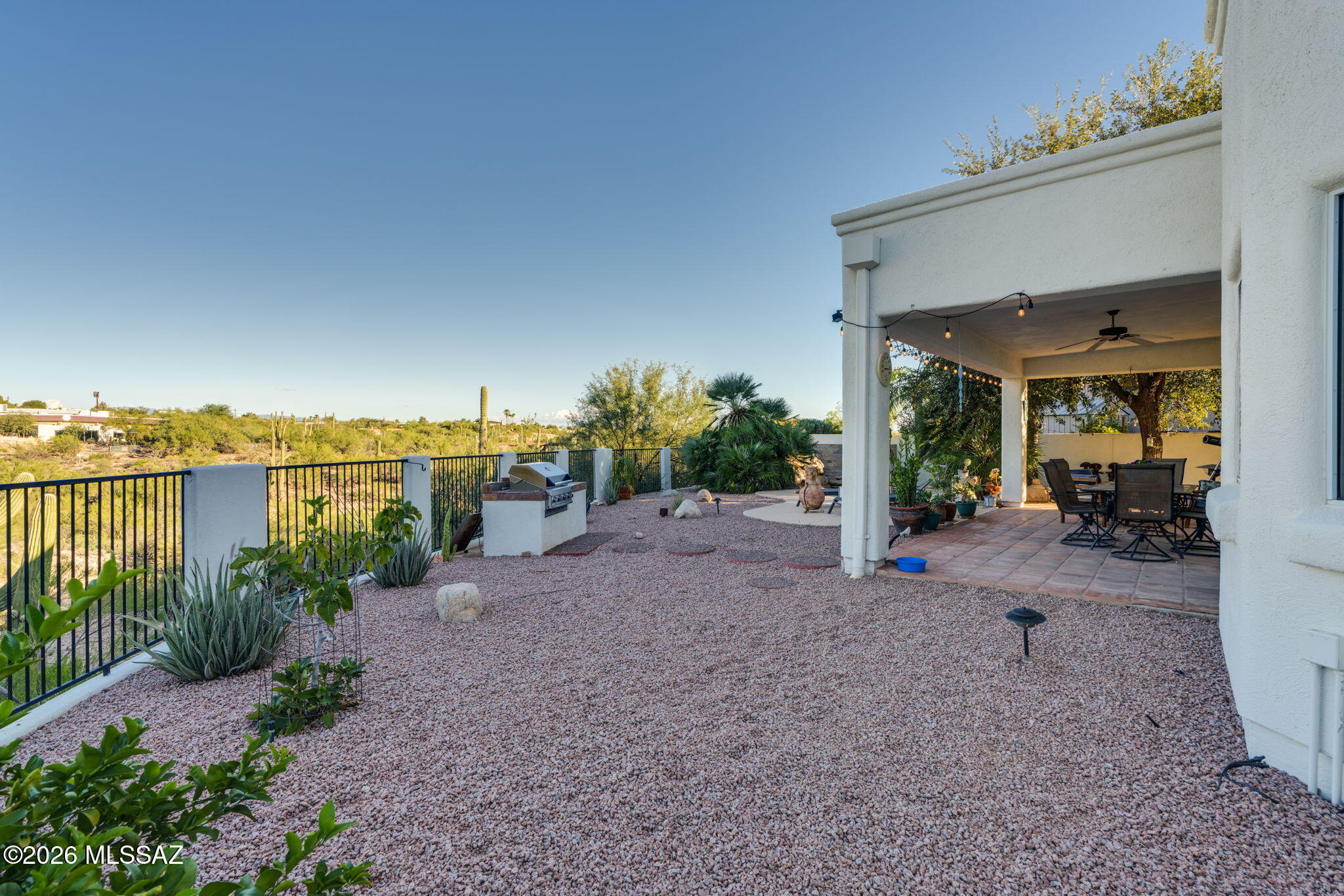 481 E Deers Rest Place