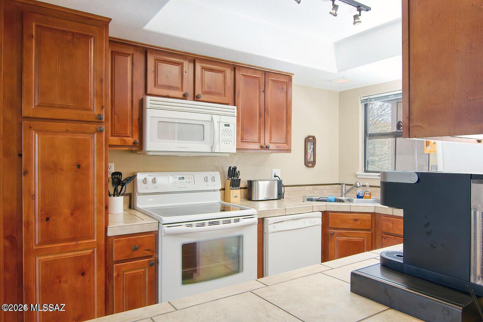 Skyline Village Condominium (1-168) - Residential Lease