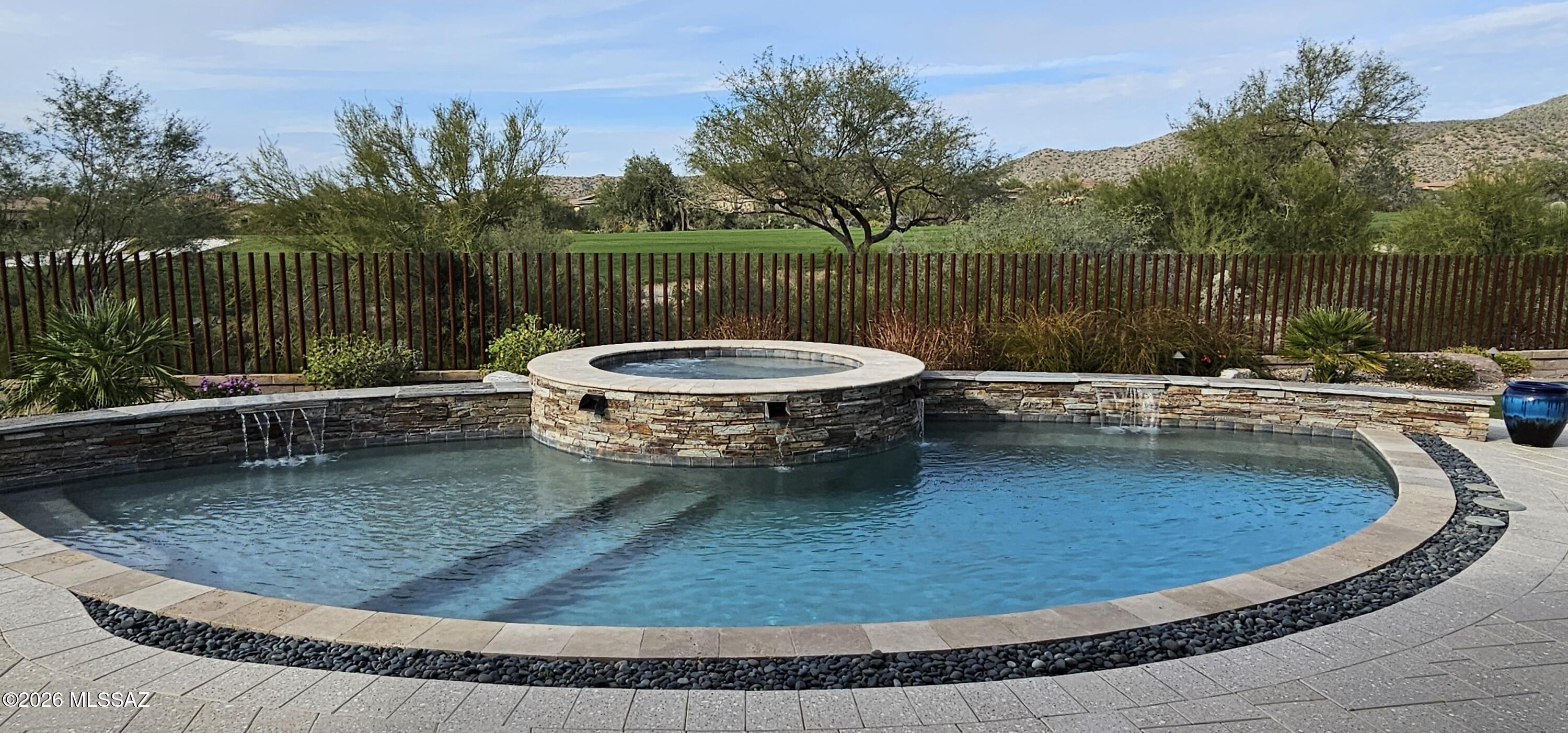 Los Saguaros At Dove Mountain SQ20121640199 - Residential