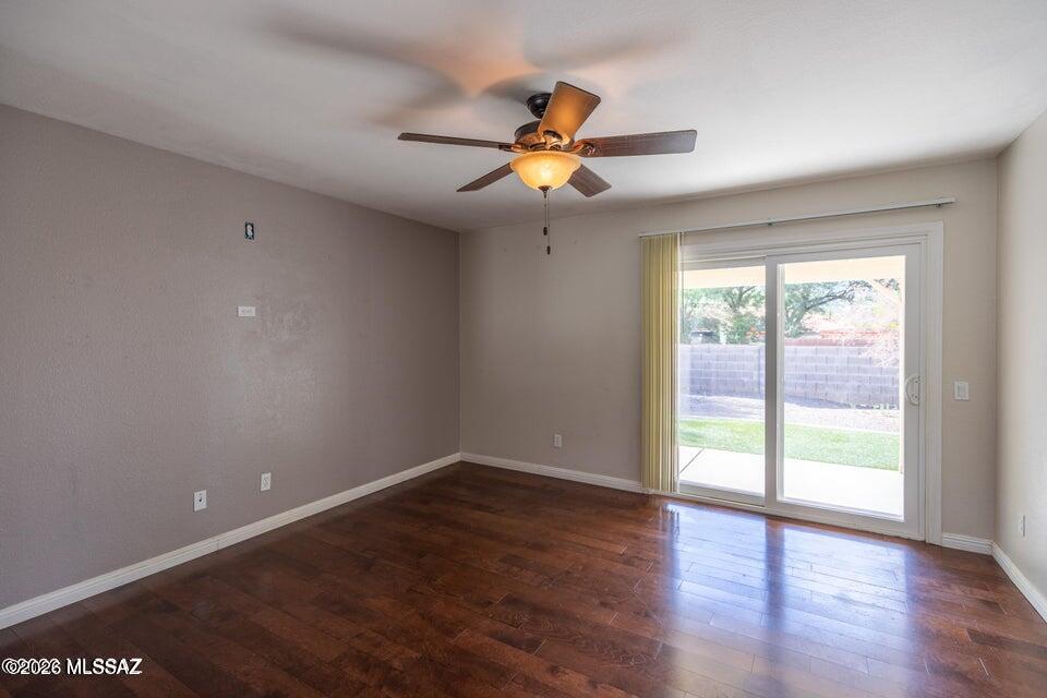 8127 N Midnight Way