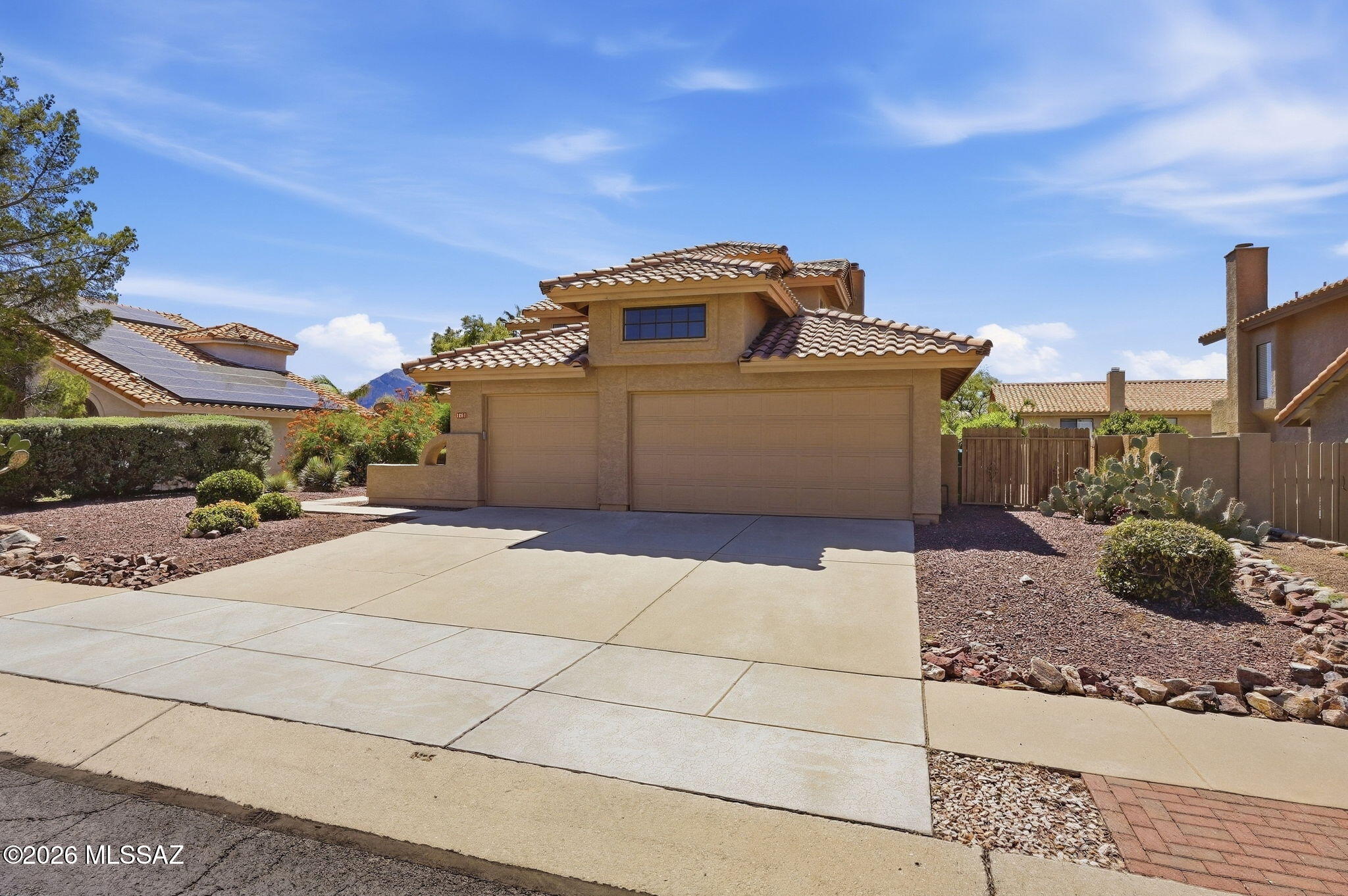 1061 W Antelope Creek Way