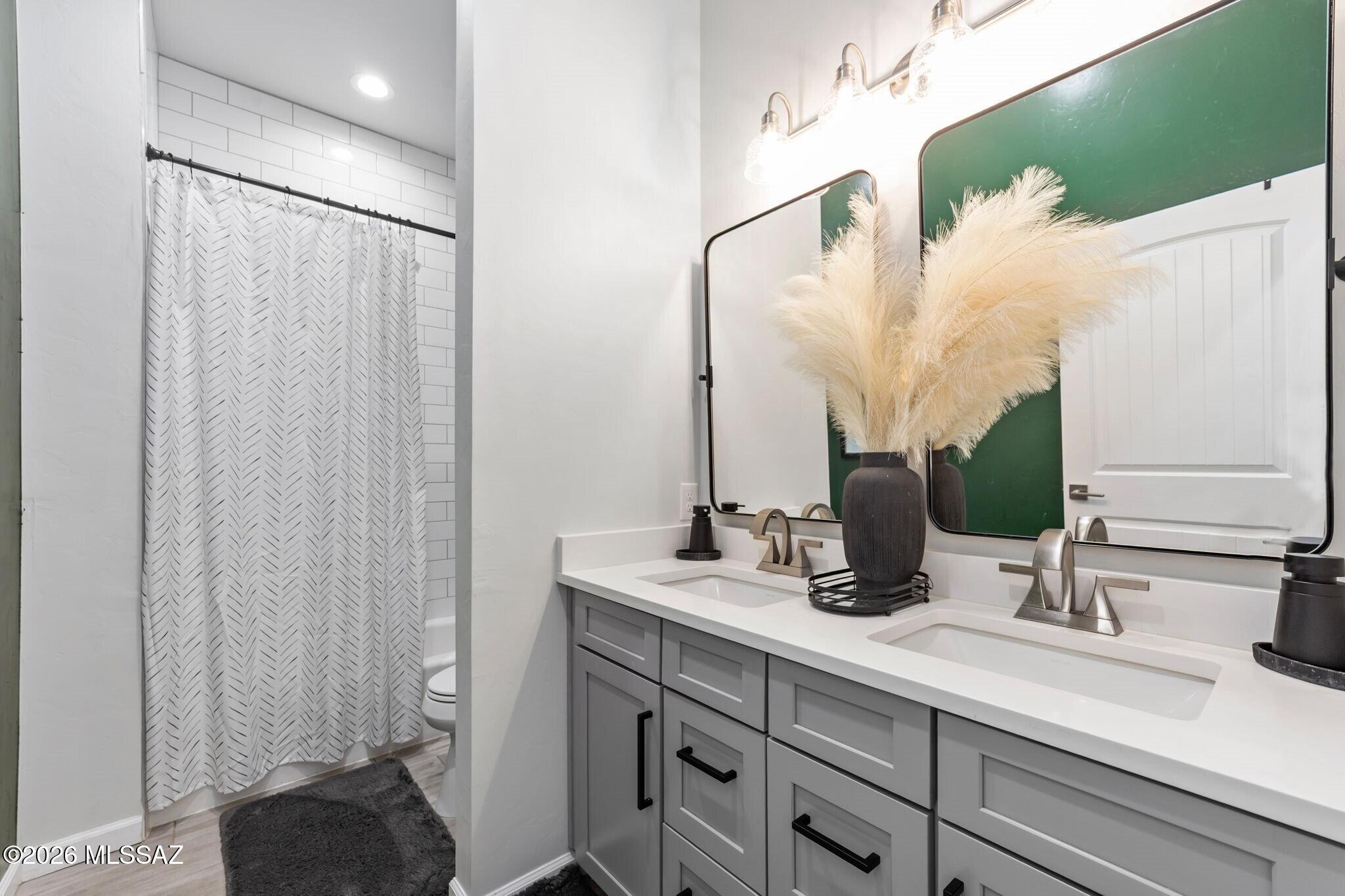 Coyote Creek (1-395) - Residential