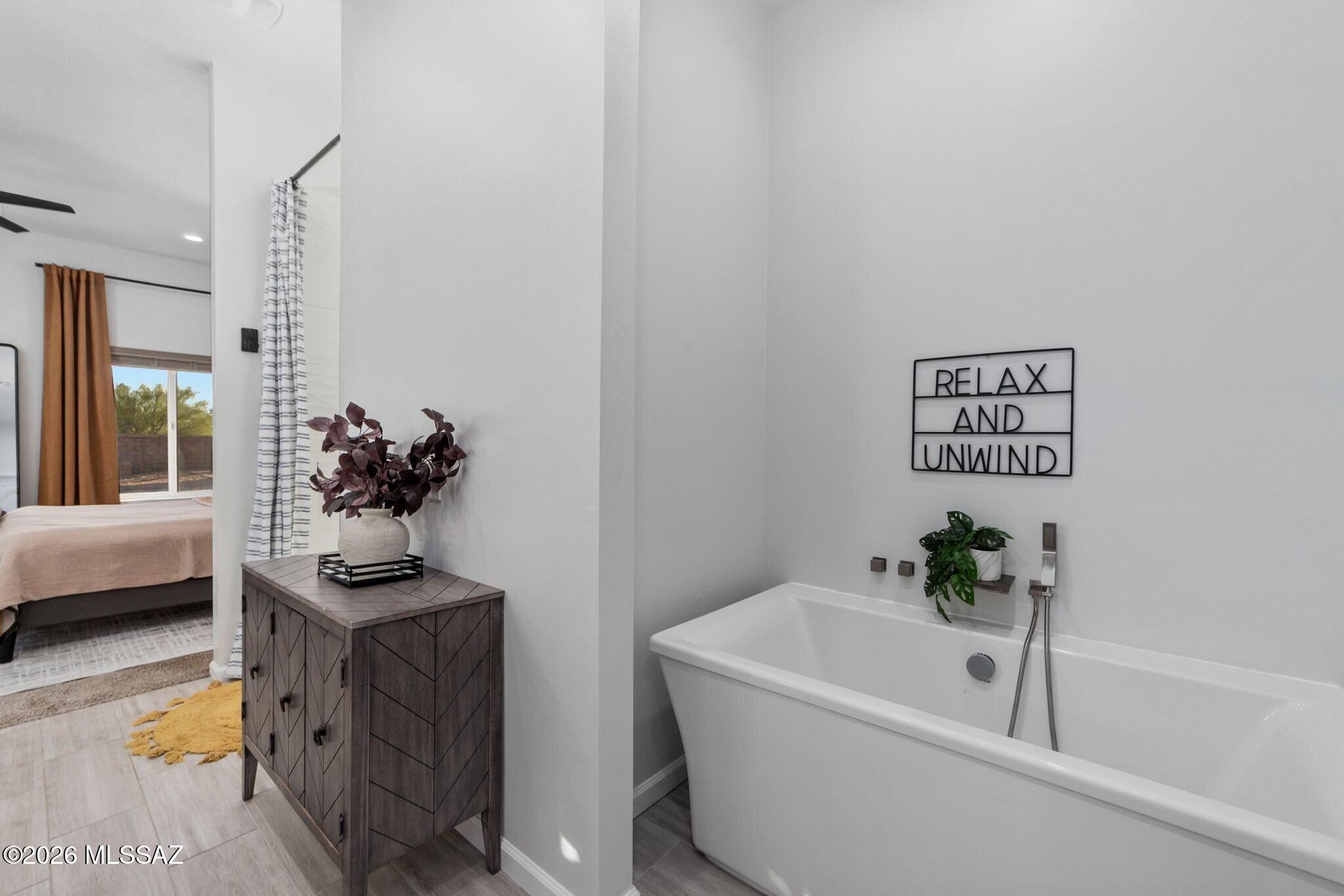 Coyote Creek (1-395) - Residential
