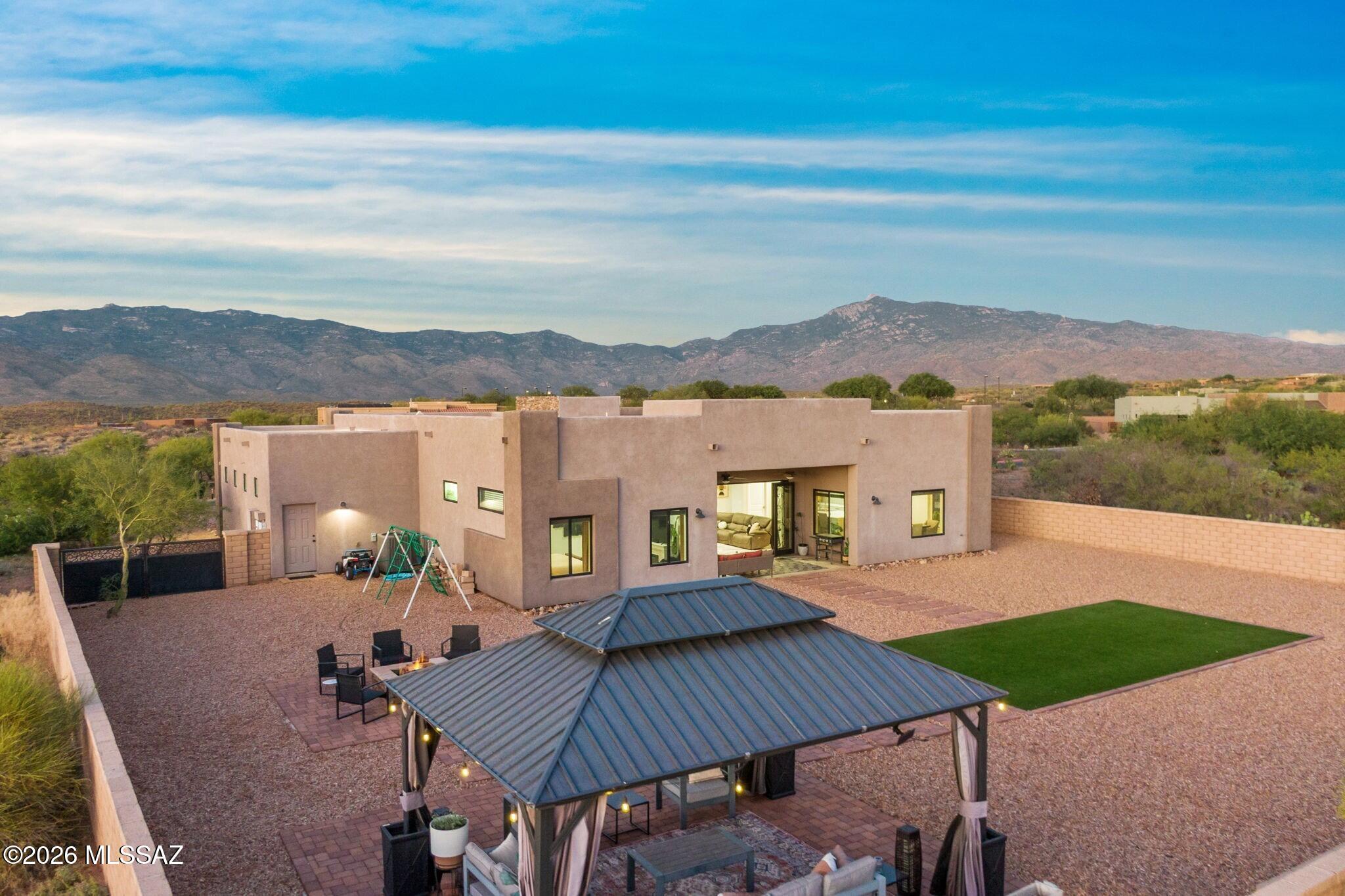 Coyote Creek (1-395) - Residential