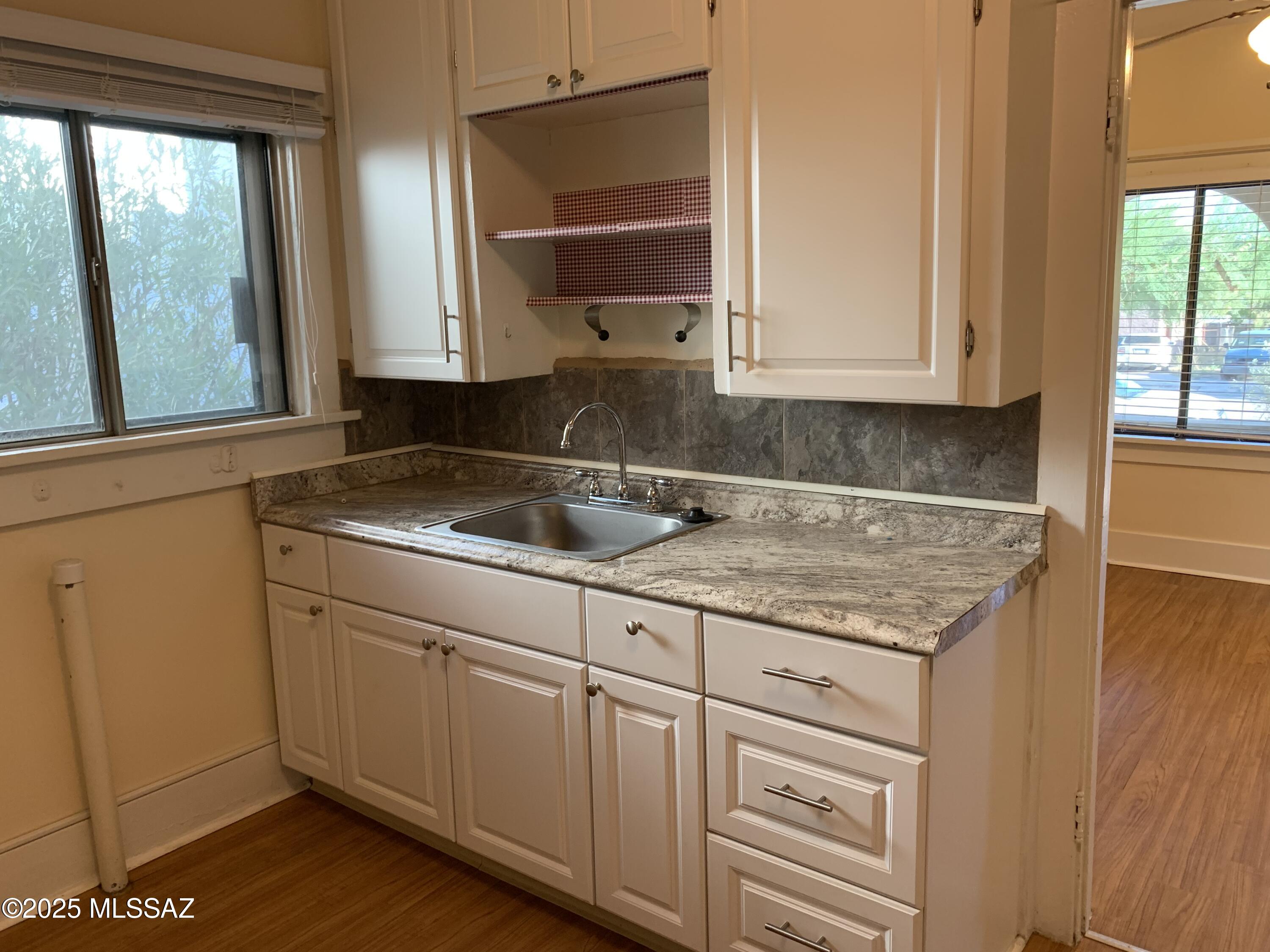 Buells Lots 7 & 8 Blk 20 - Residential Lease