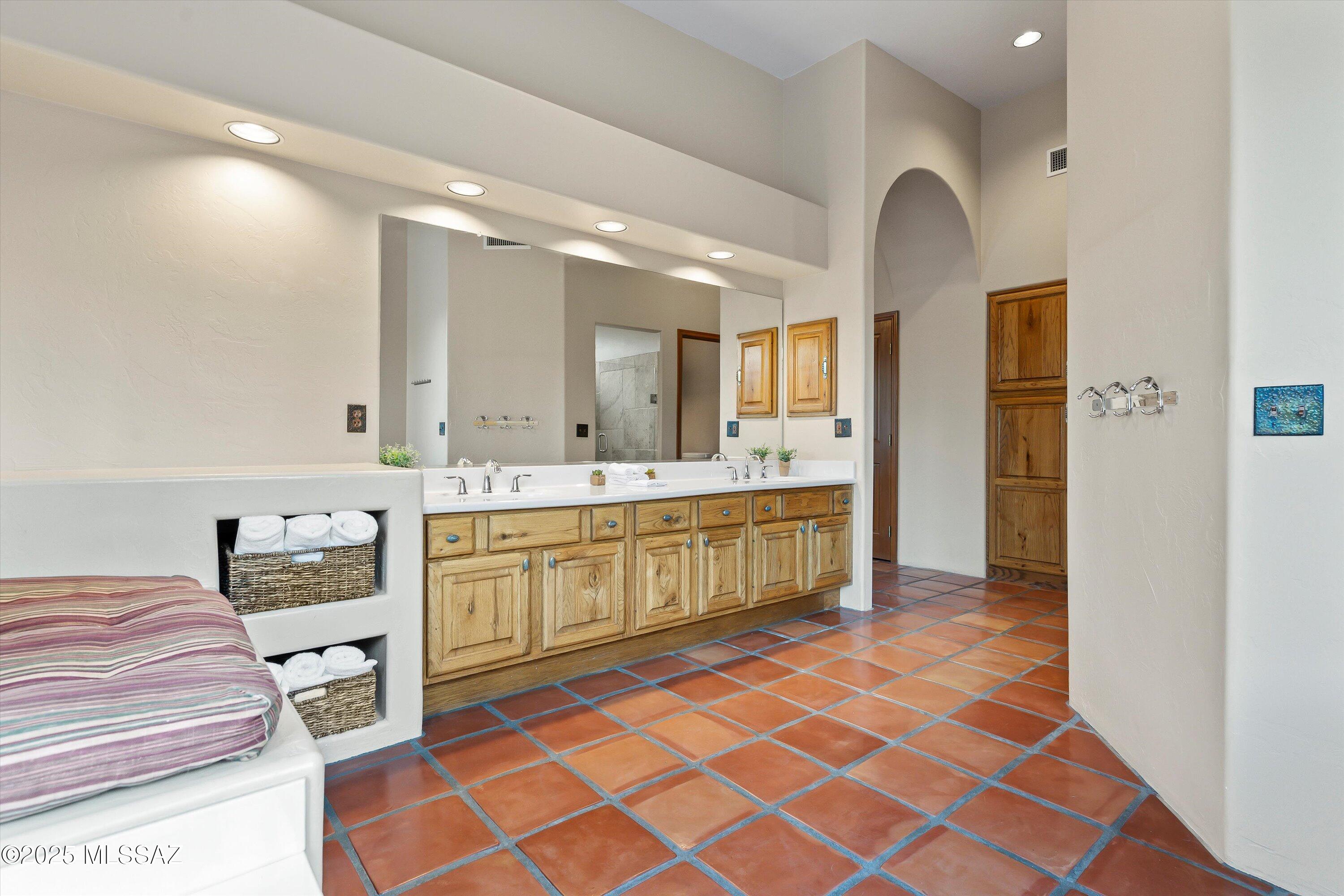 Arbor Vista (1-71) - Residential