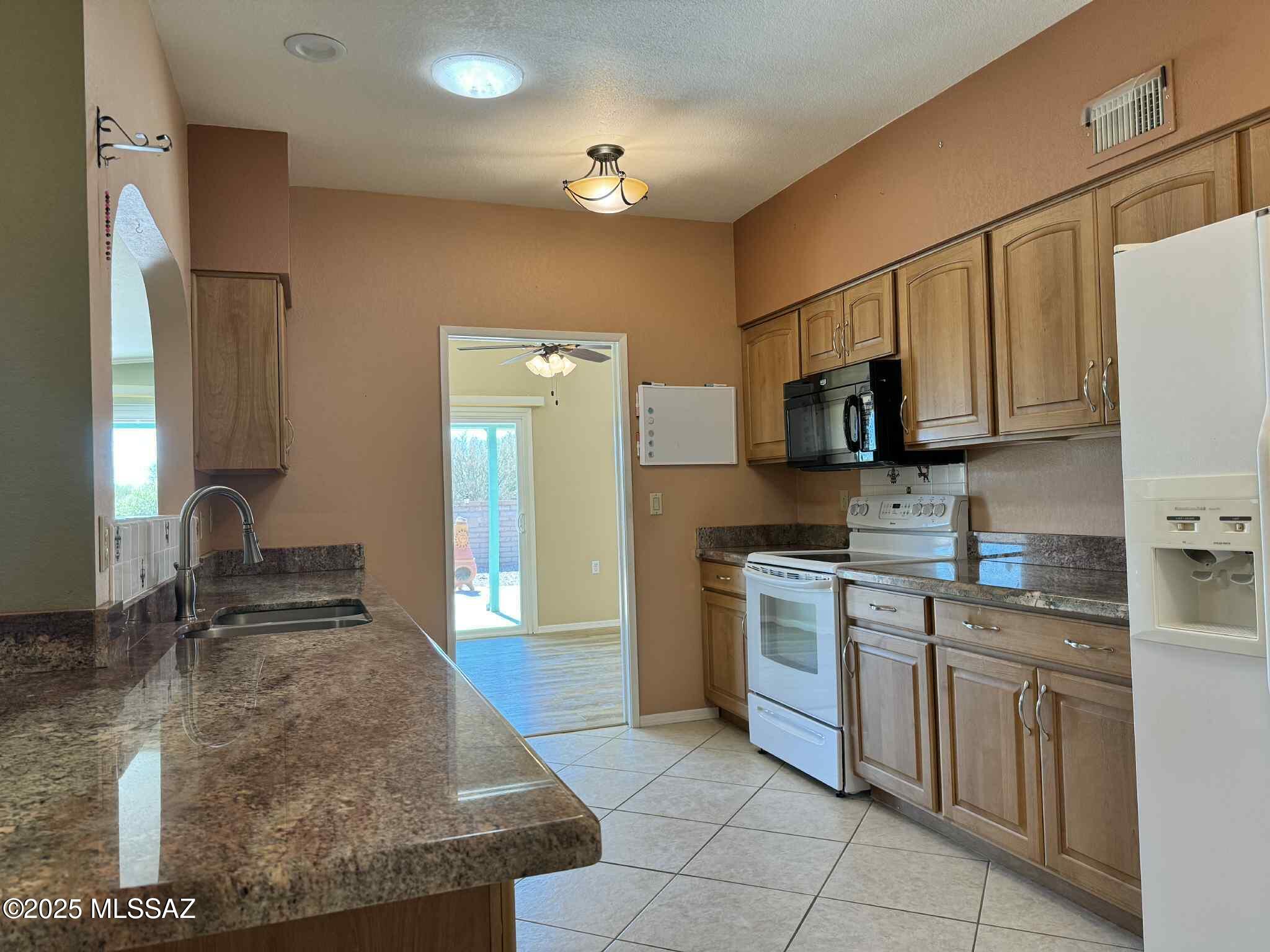 Colonia De Los Alamos (BK1-45) - Residential