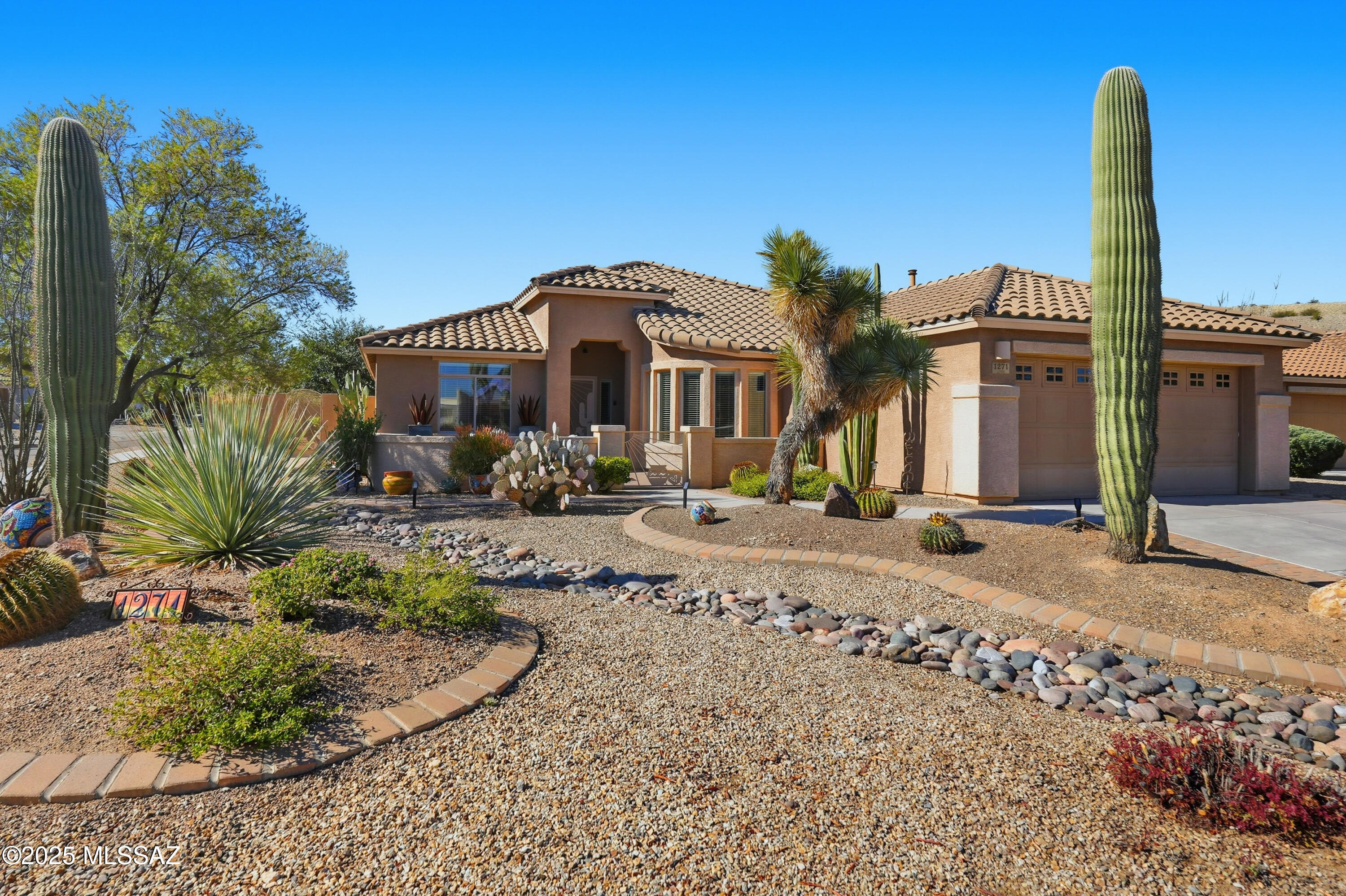 Colonia De Los Alamos - Desert Creek - Residential