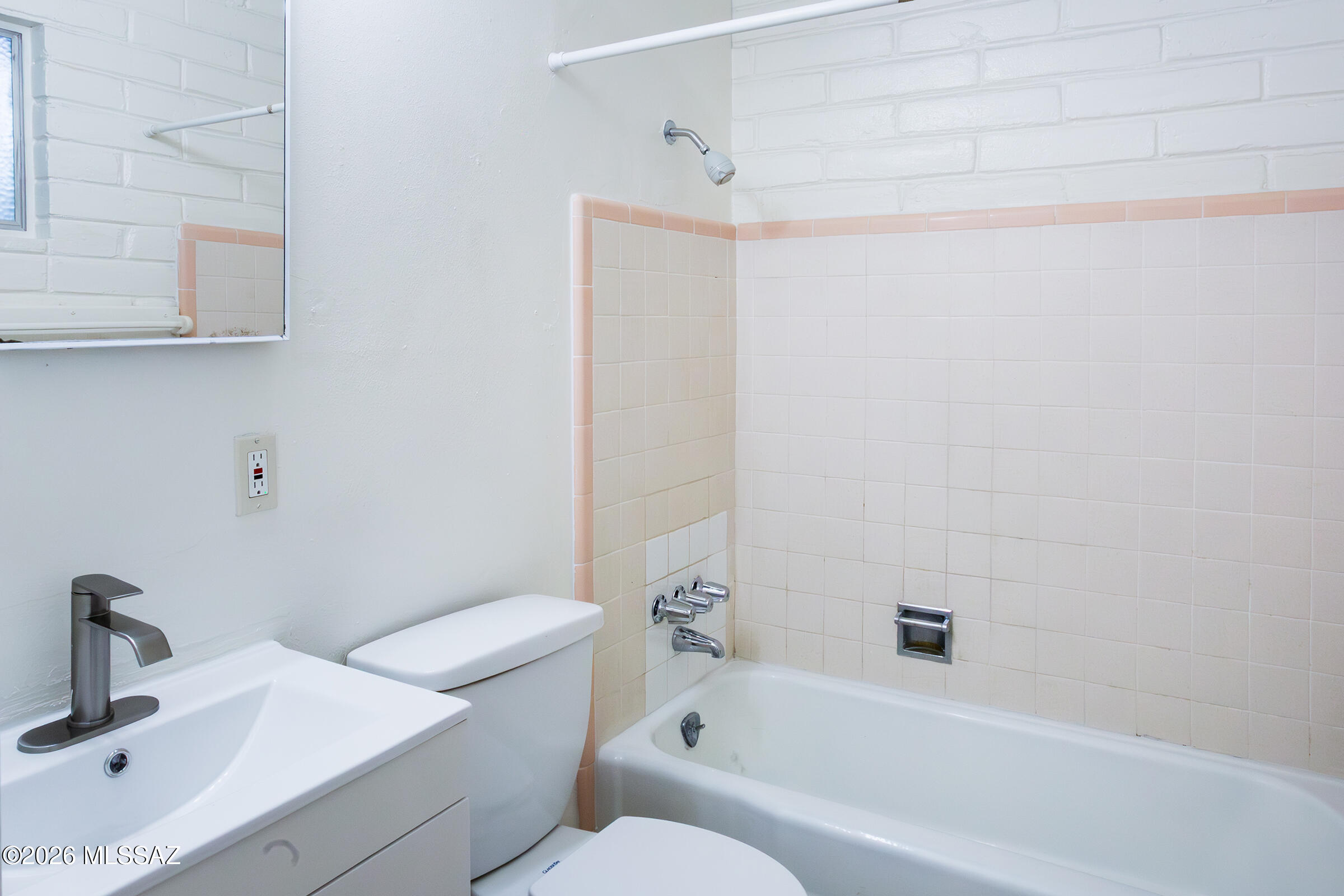 Mission Manor - Residential Lease