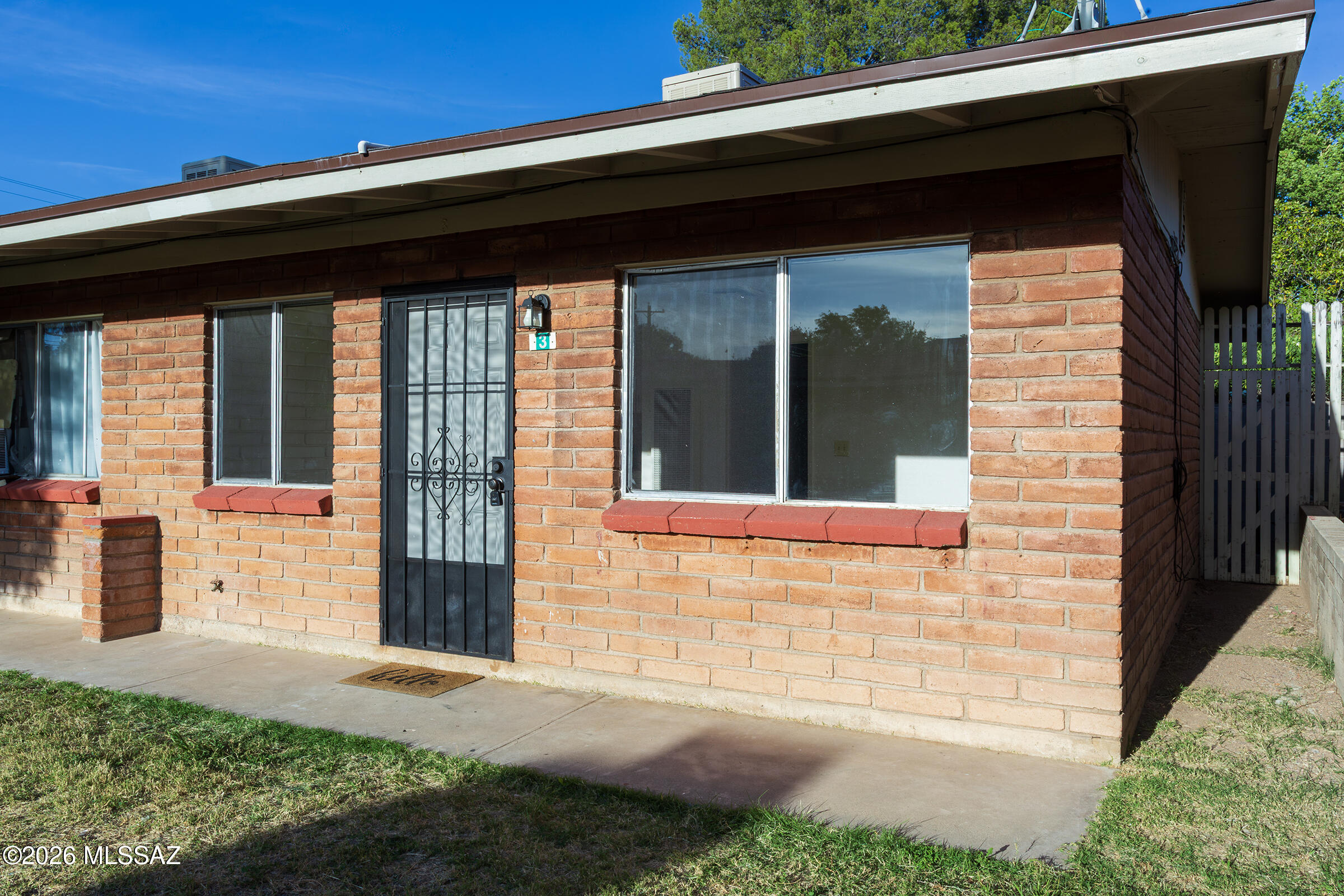 Mission Manor - Residential Lease
