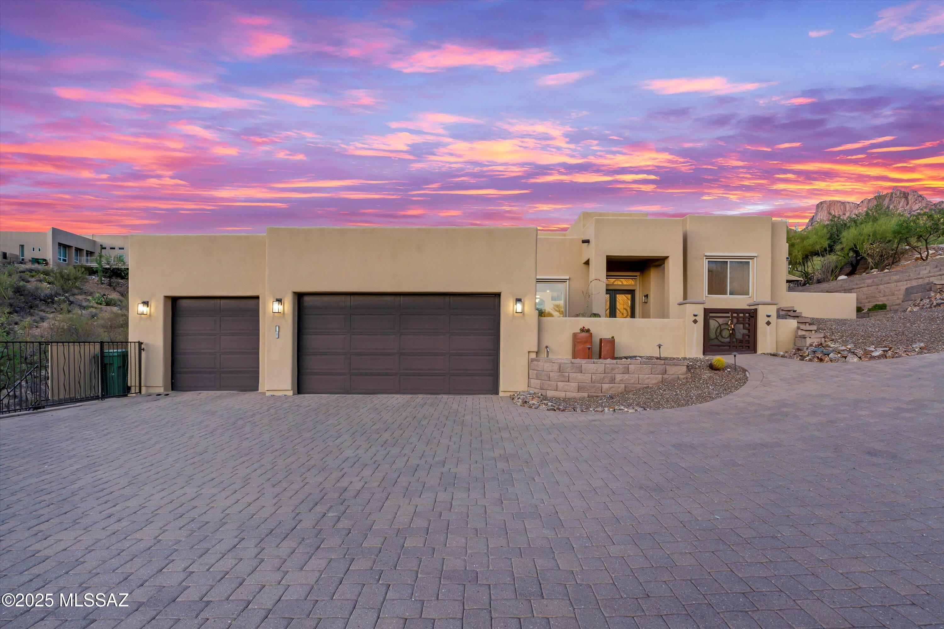 1775 E Placita De La Olla