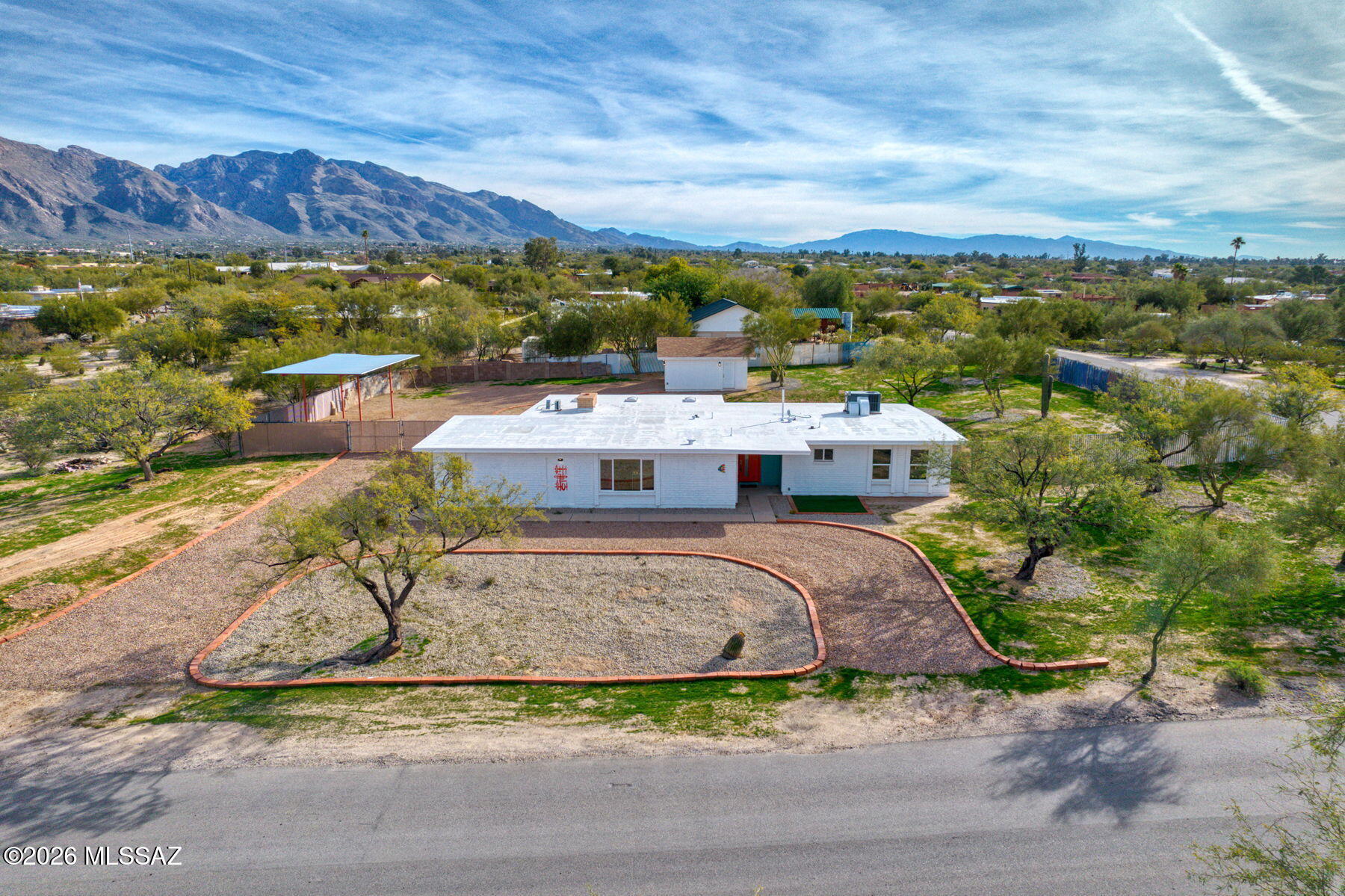 7012 N Montebella Road