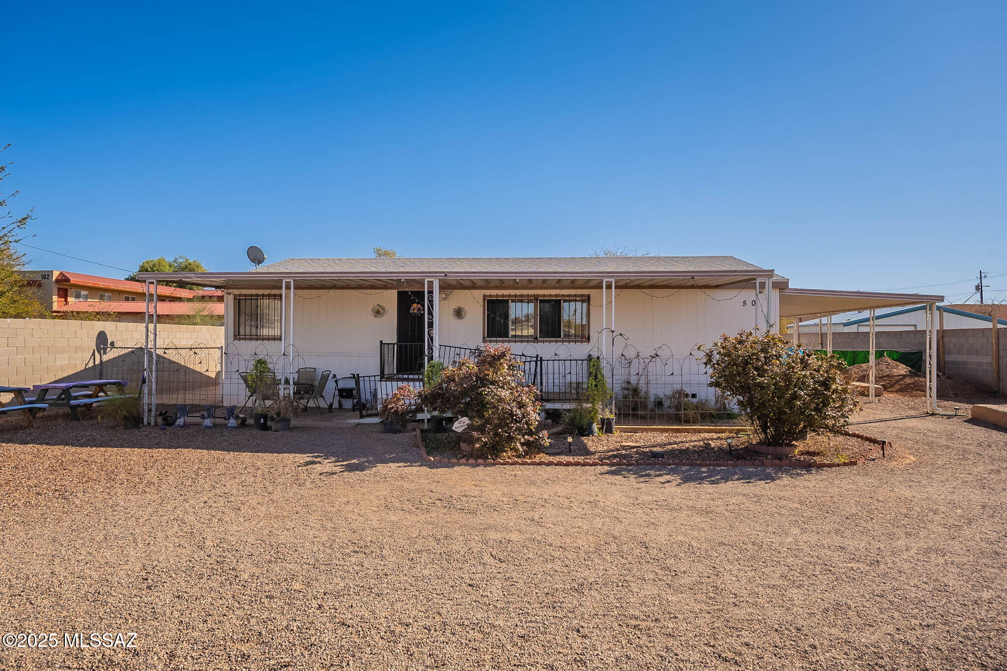 50 E Mohave Road