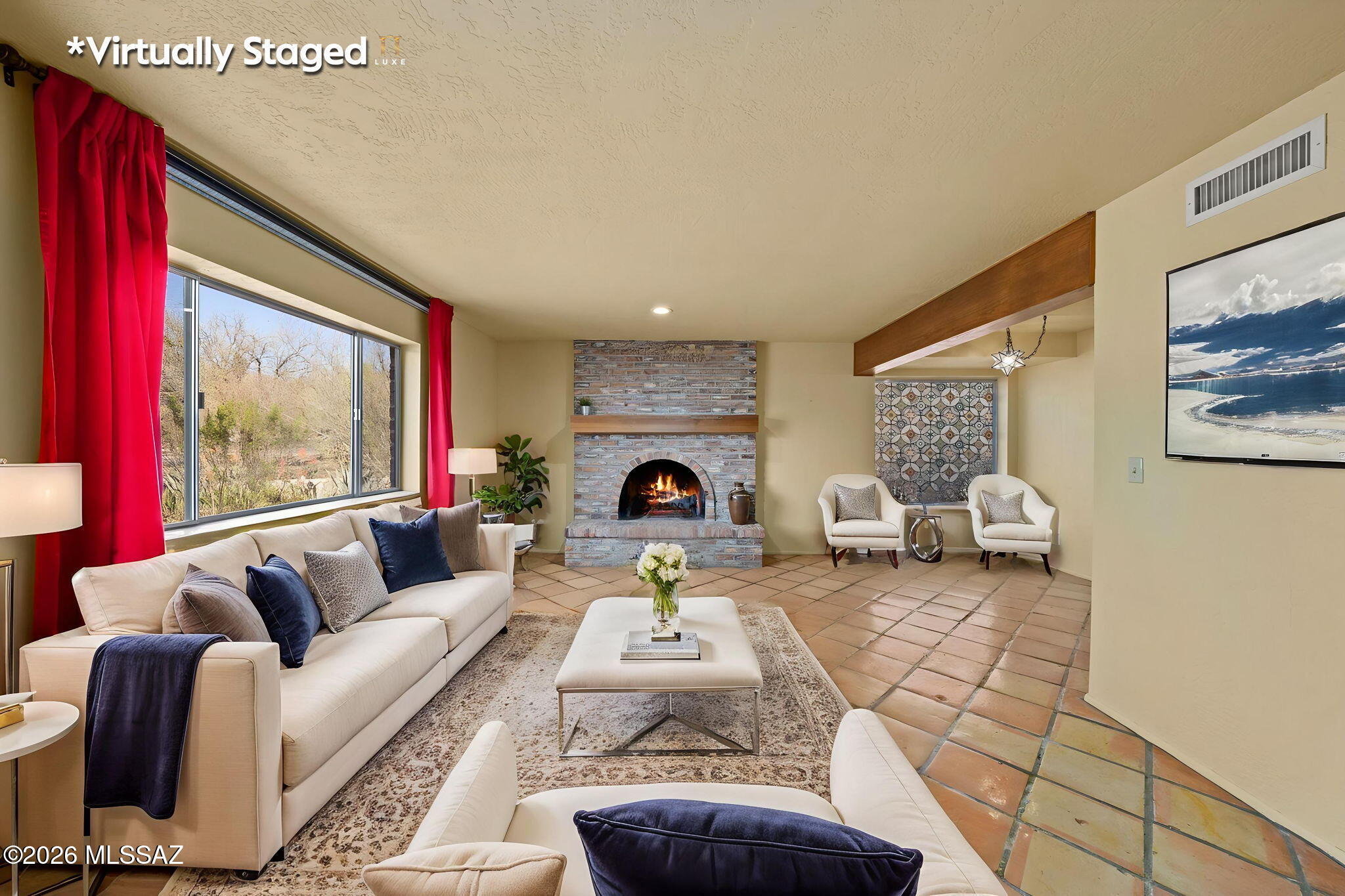 8802 E Buckboard Road