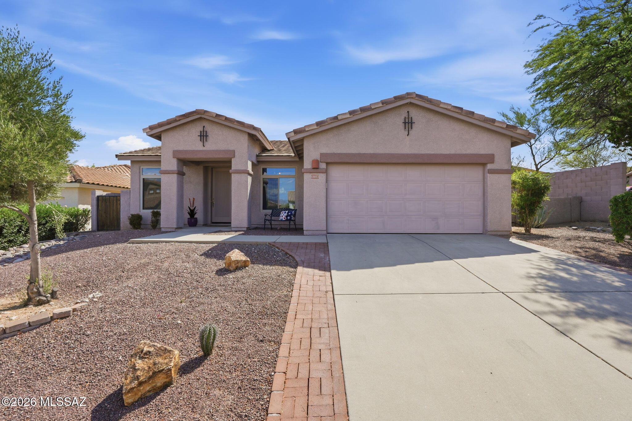 13853 N Bushwacker Place