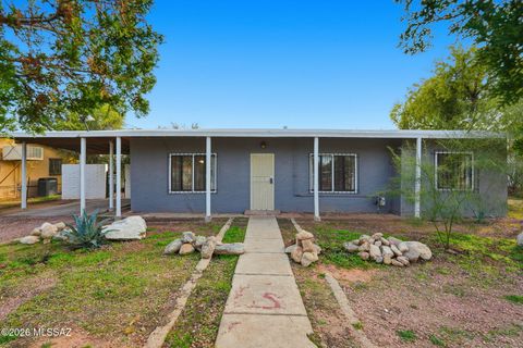 Photo of 4426 E Glenn Street, Tucson, AZ 85712 (MLS # 22602924)