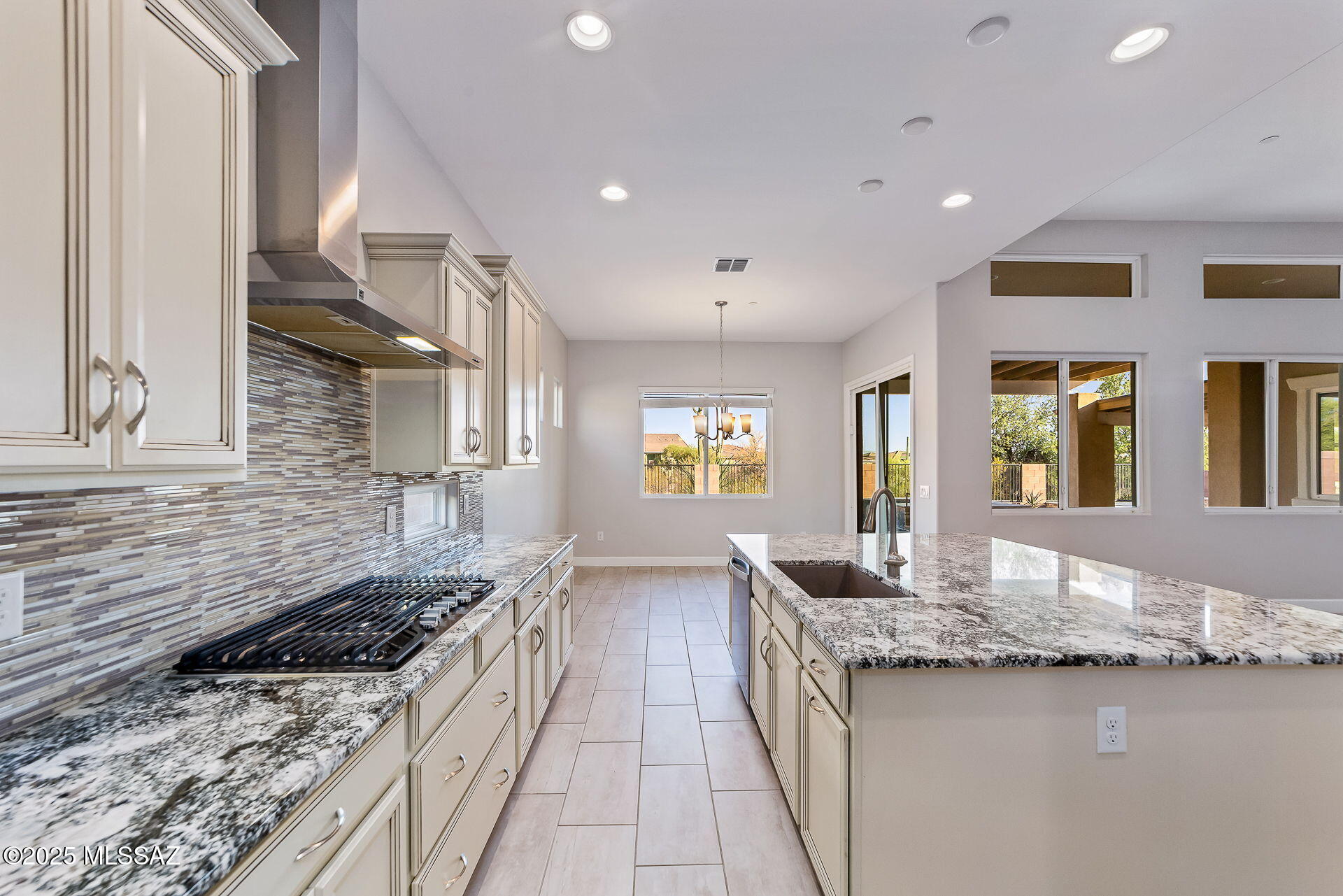 Golden Barrel Place At Dove Mountain SQ20141710079 - Residential