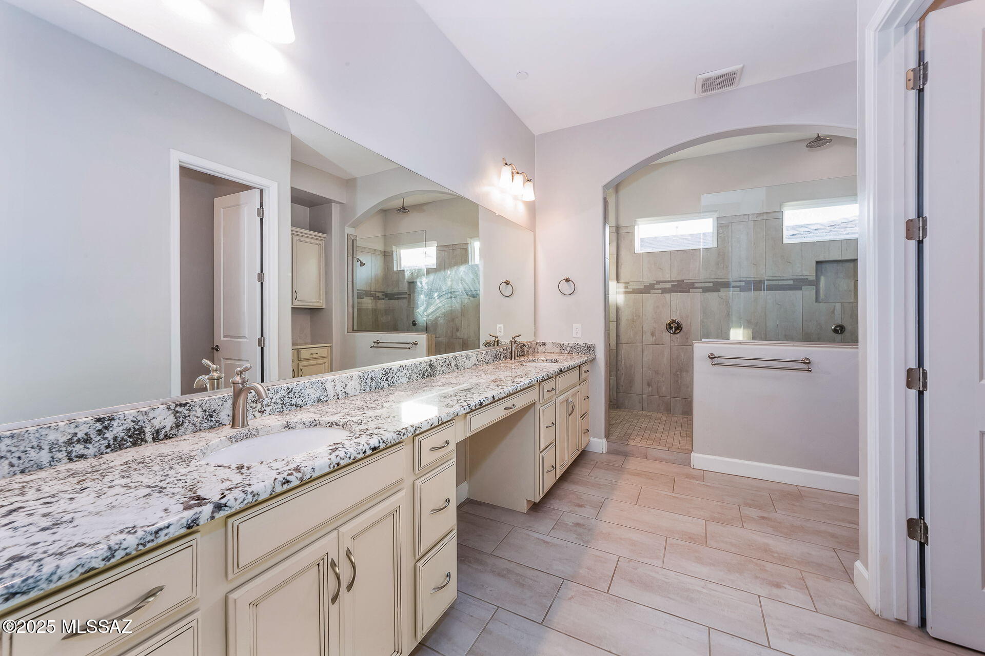 Golden Barrel Place At Dove Mountain SQ20141710079 - Residential