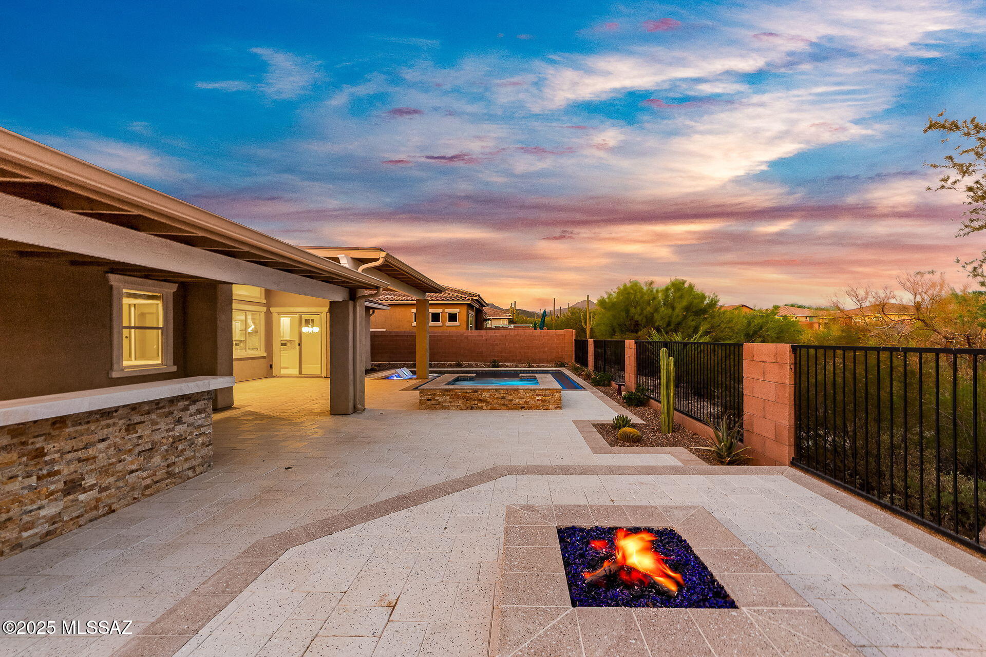 Golden Barrel Place At Dove Mountain SQ20141710079 - Residential