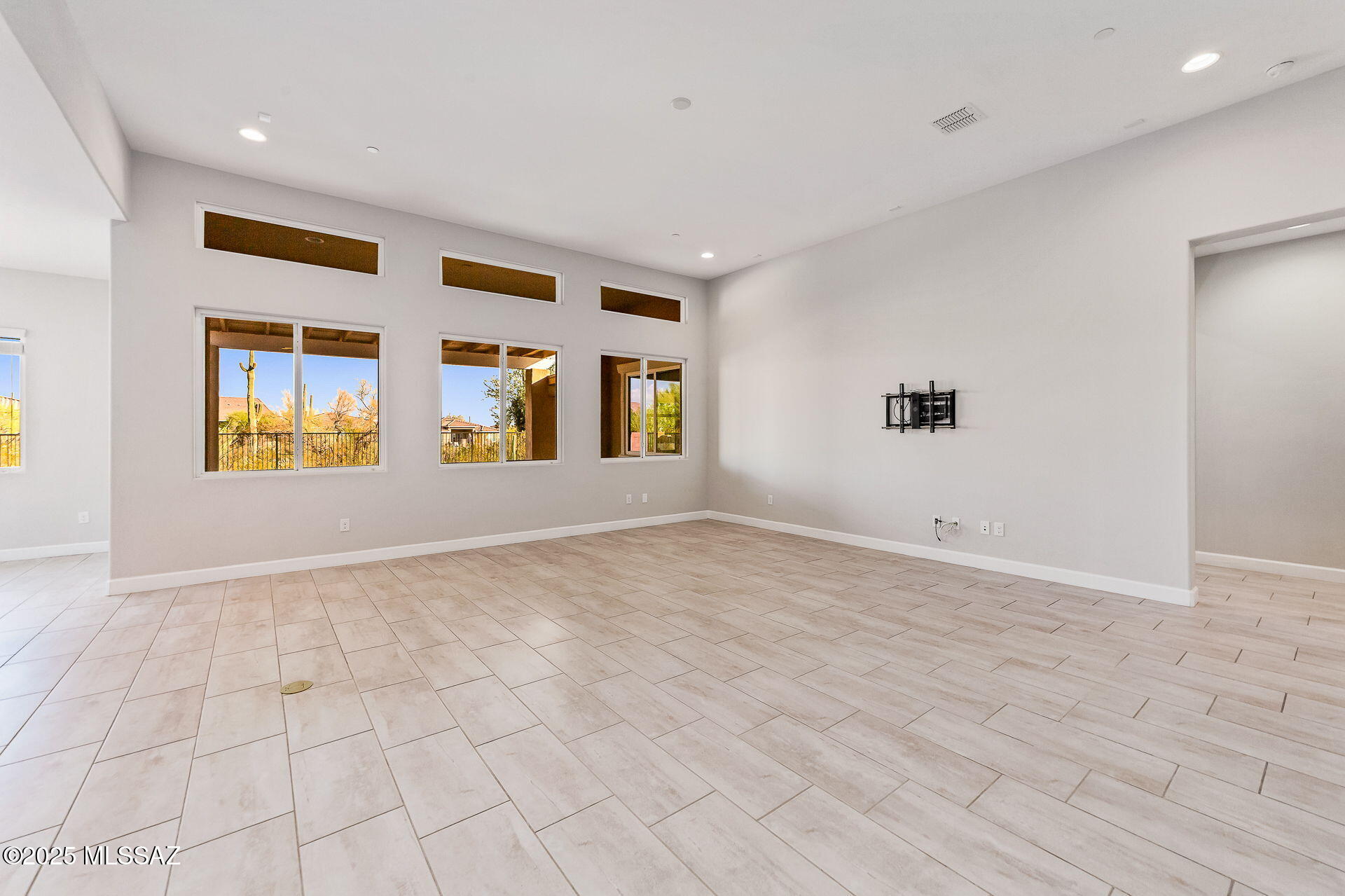 Golden Barrel Place At Dove Mountain SQ20141710079 - Residential